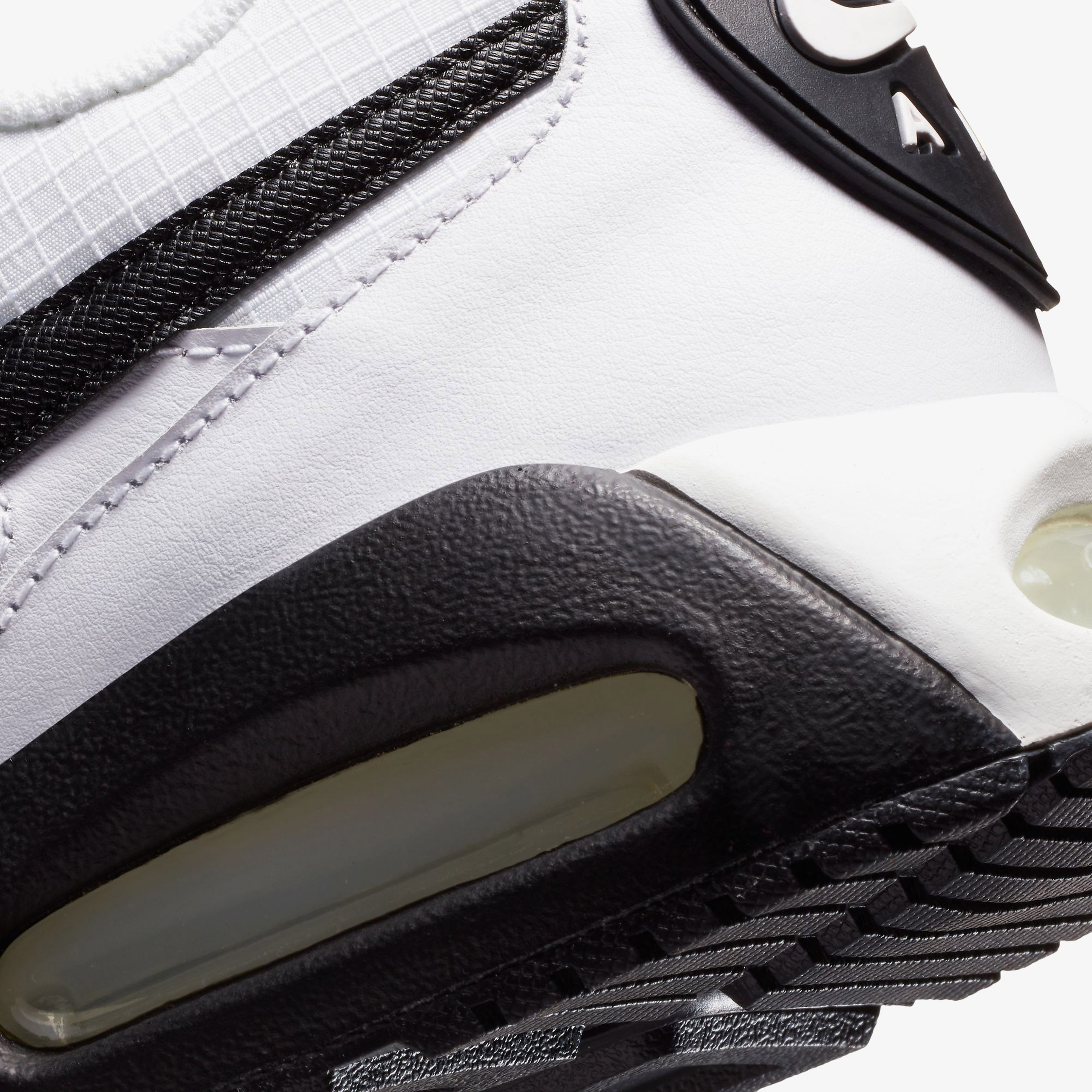 Nike Air Max Ivo Erkek Beyaz Günlük Spor Ayakkabı