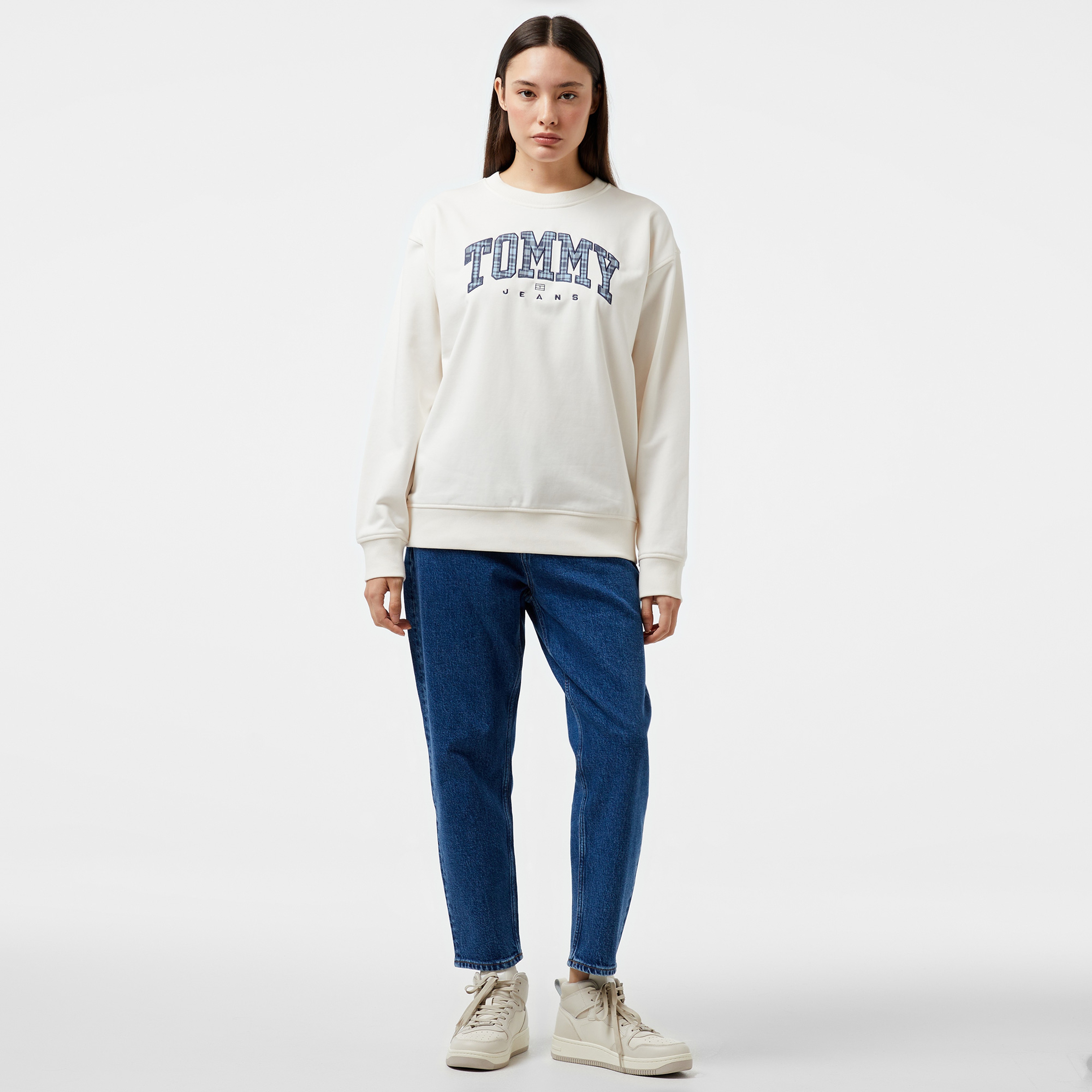 Tommy Hilfiger Jeans Prep Explorer Crew Kadın Beyaz Sweatshirt