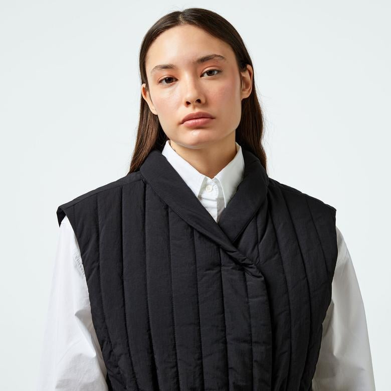 Calvin Klein Padded Vertıcal Quilt Vest Kadın Siyah Yelek