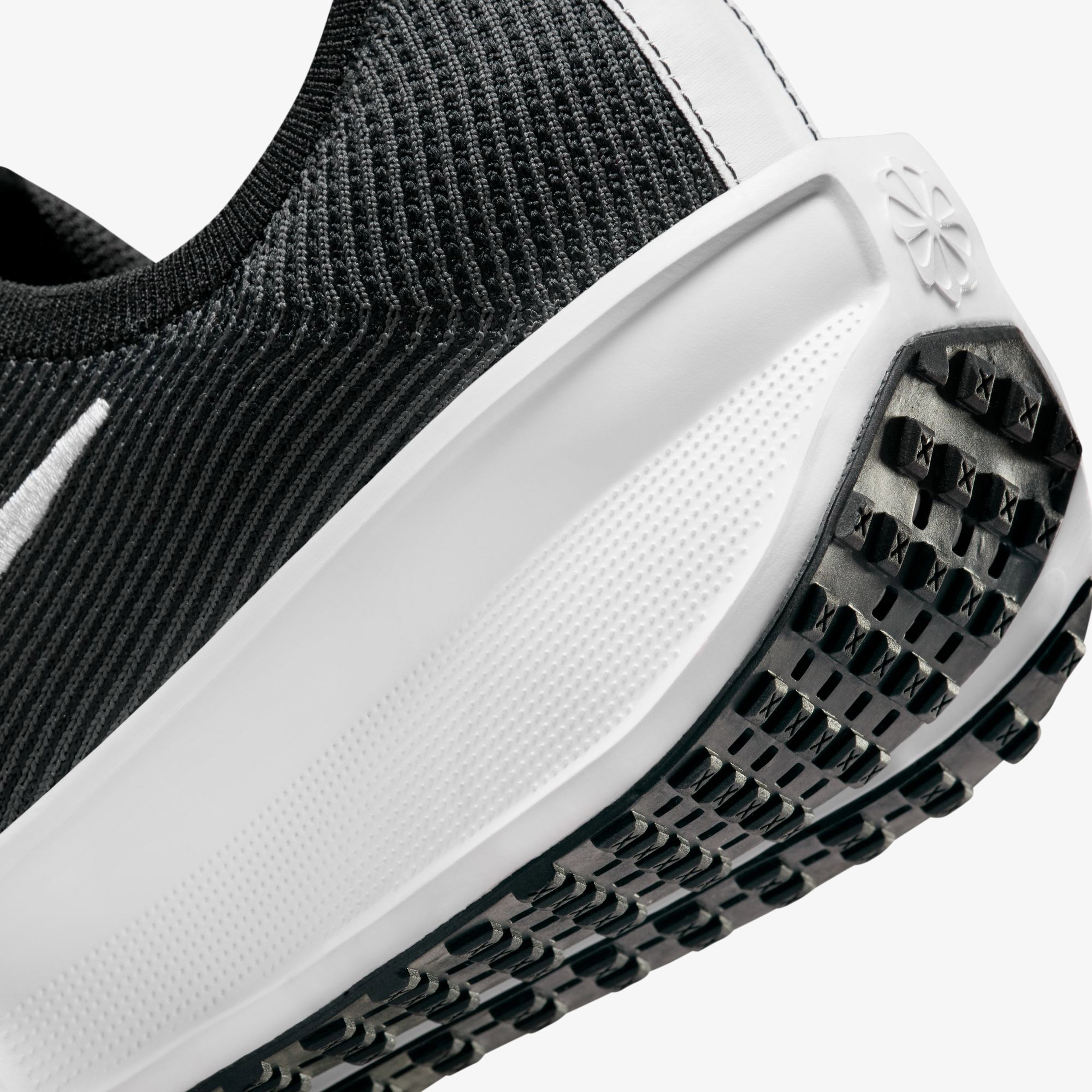 Nike Interact Run Erkek Siyah Koşu Ayakkabısı