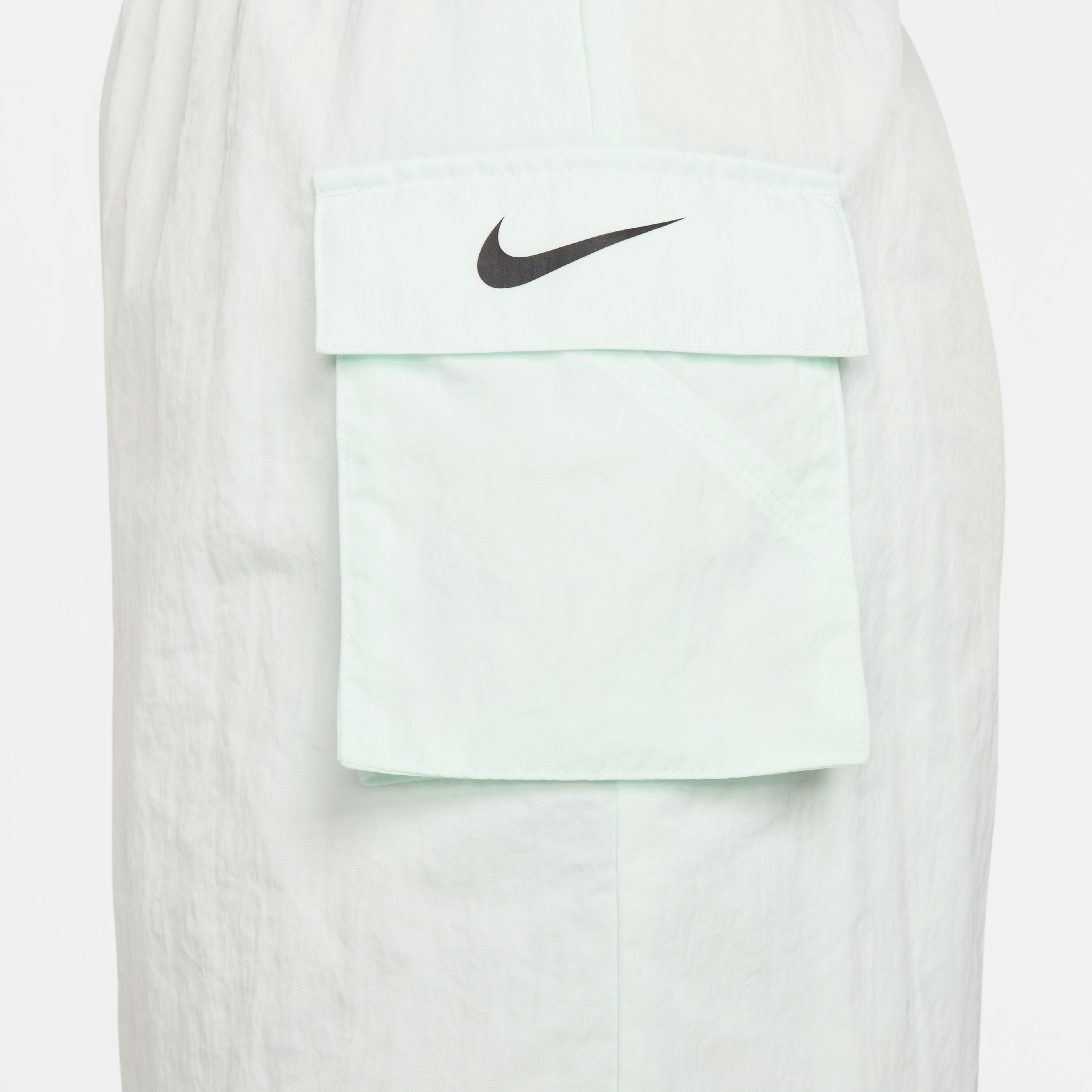 Nike Sportswear Essential Kadın Yeşil Şort