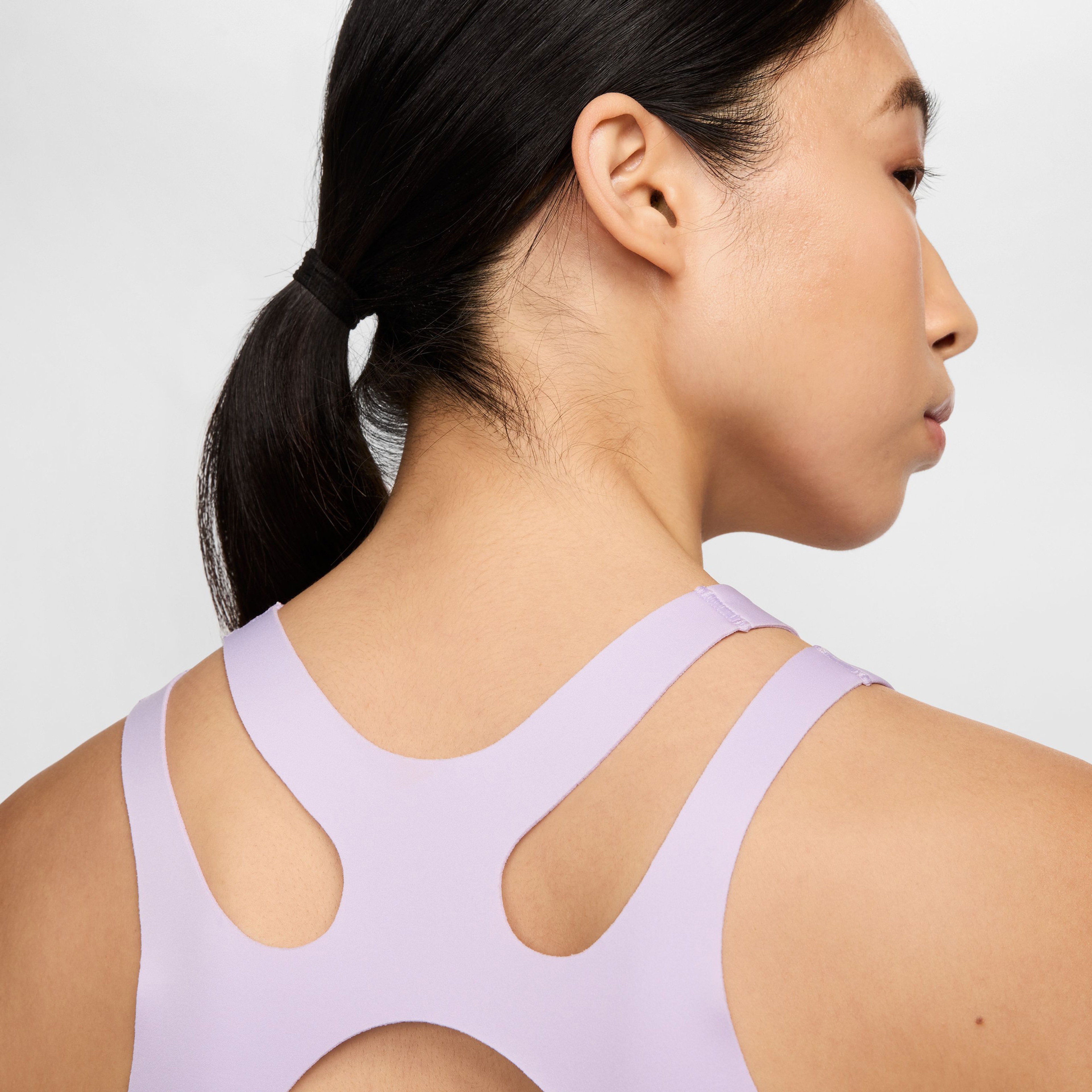 Nike Dri-Fit FutureMove Kadın Hafif Destekli Dolgusuz Askılı Mor Bra