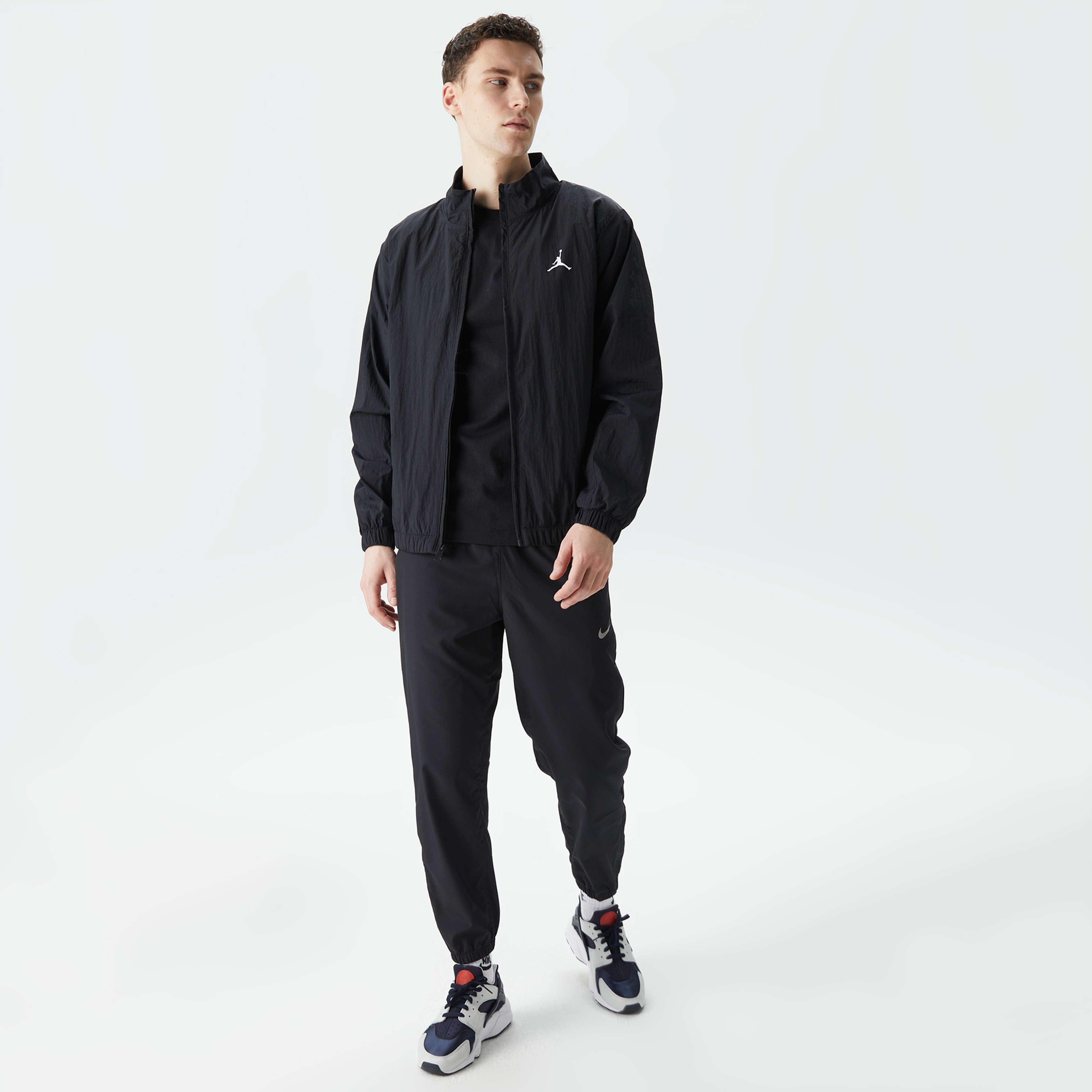 Jordan Essentials Erkek Siyah/Beyaz Ceket