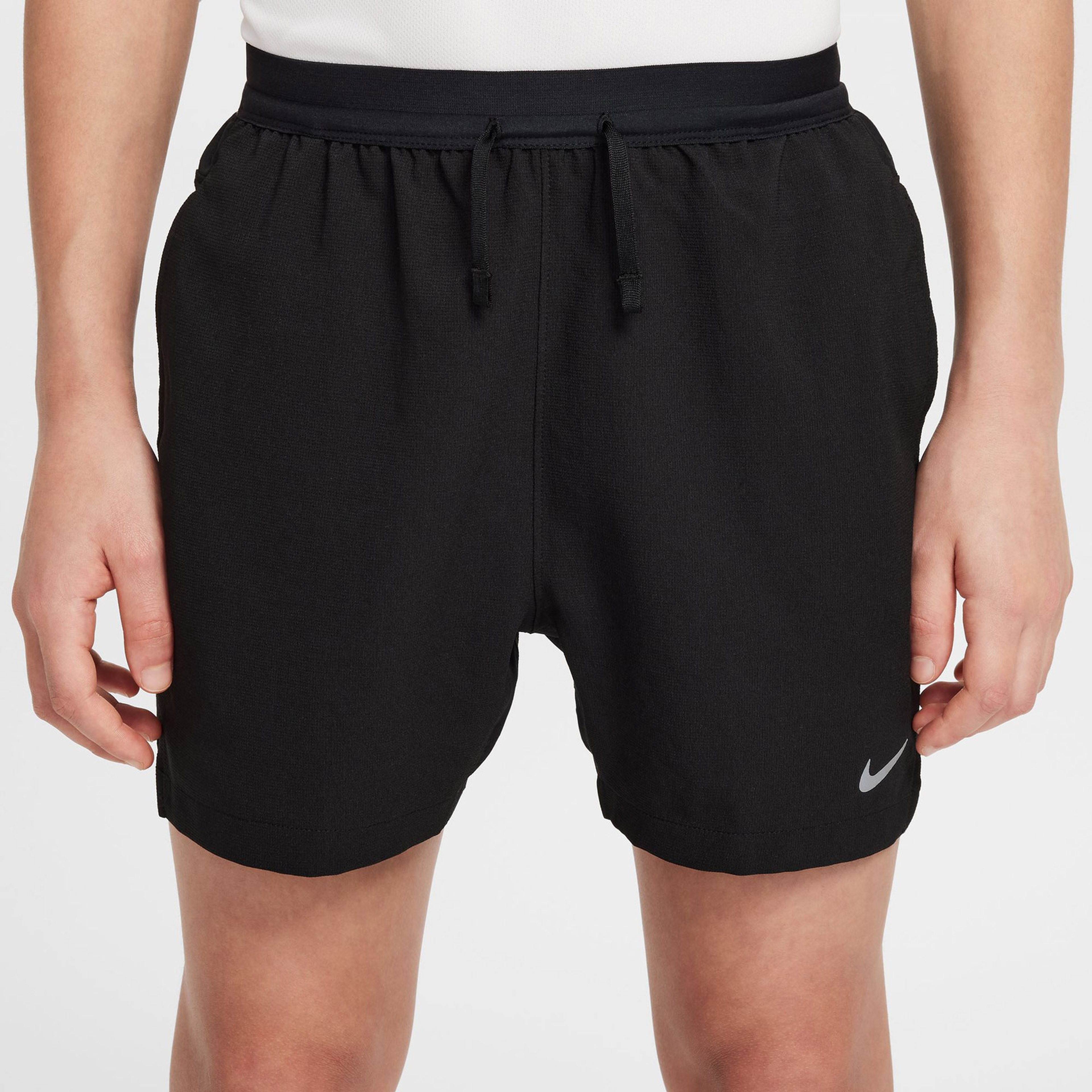 Nike Dri-Fit Multi Tech Çocuk Siyah Antrenman Şortu