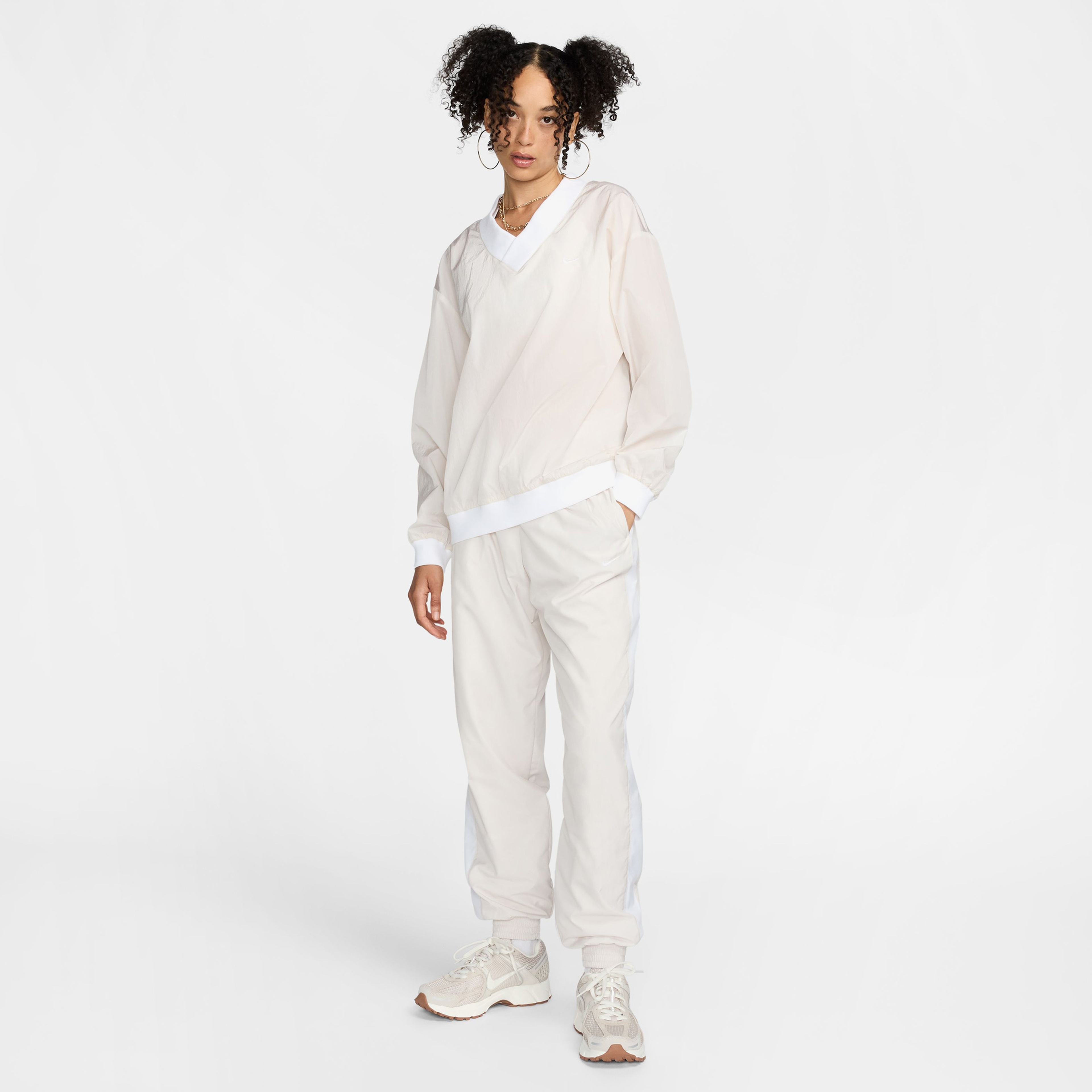 Nike Sportswear Essential Woven Kadın Bej Sweatshirt