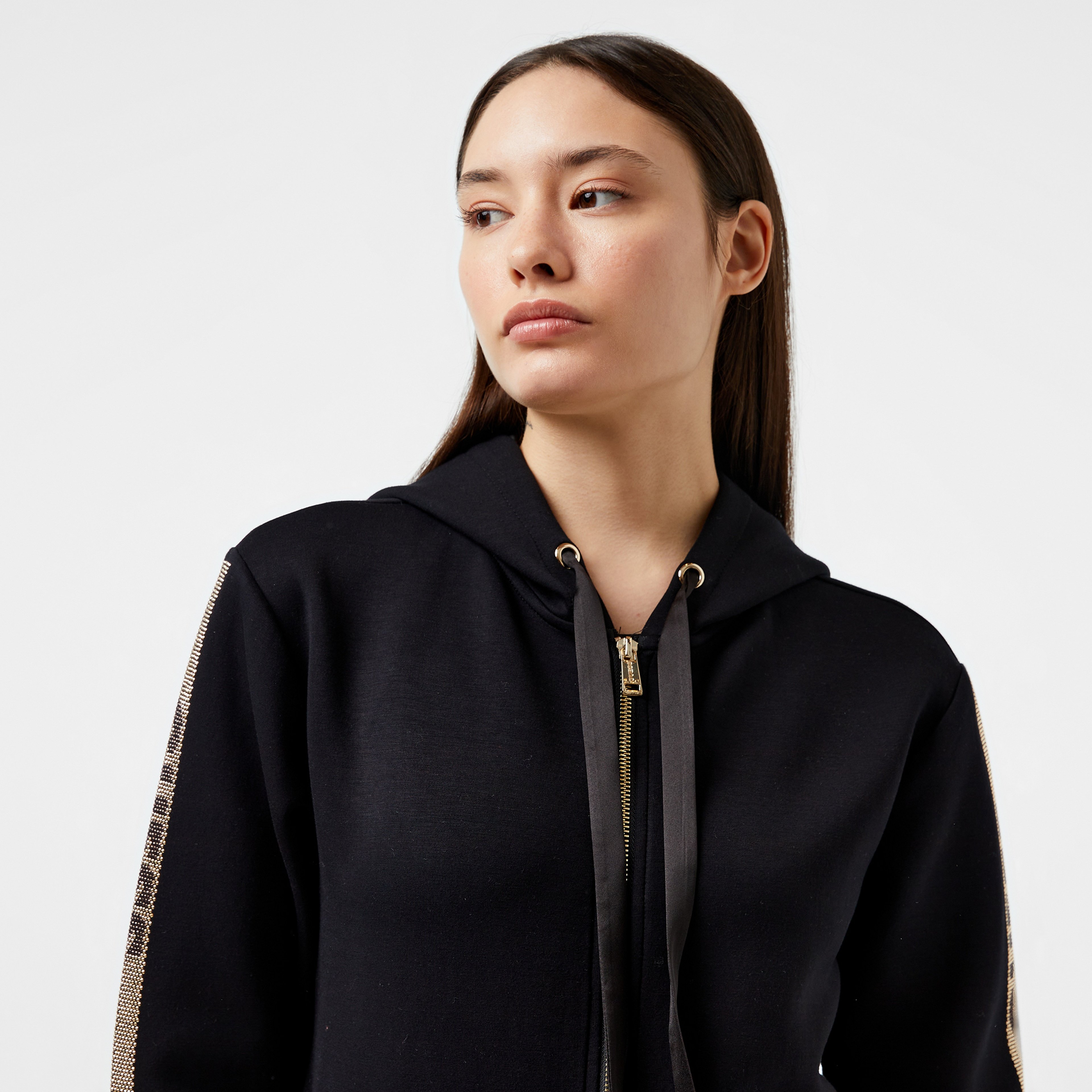 Guess Studs Logo Visce Scuba 370 Kadın Siyah Sweatshirt