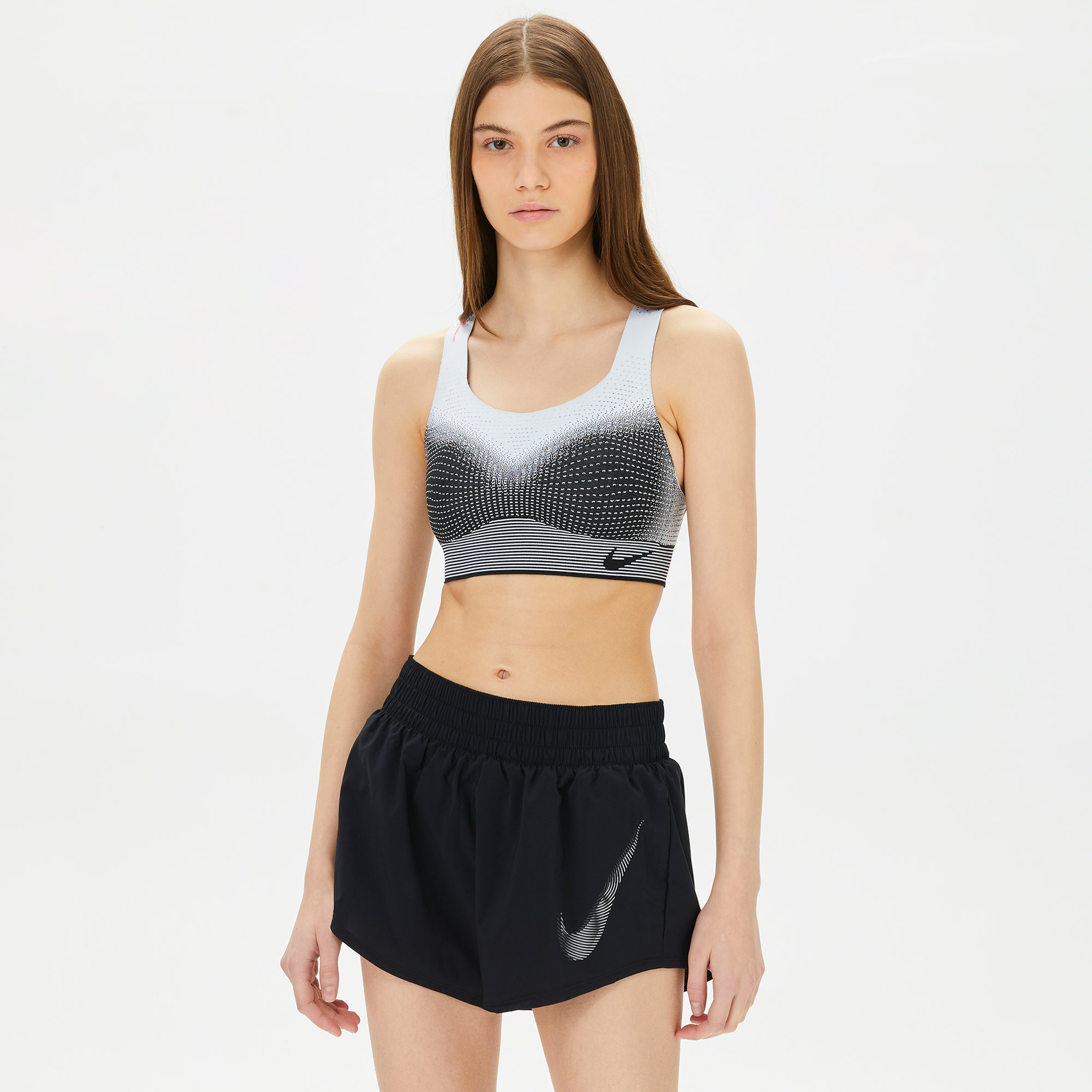 Nike Swoosh Flyknit Kadın Siyah Bra