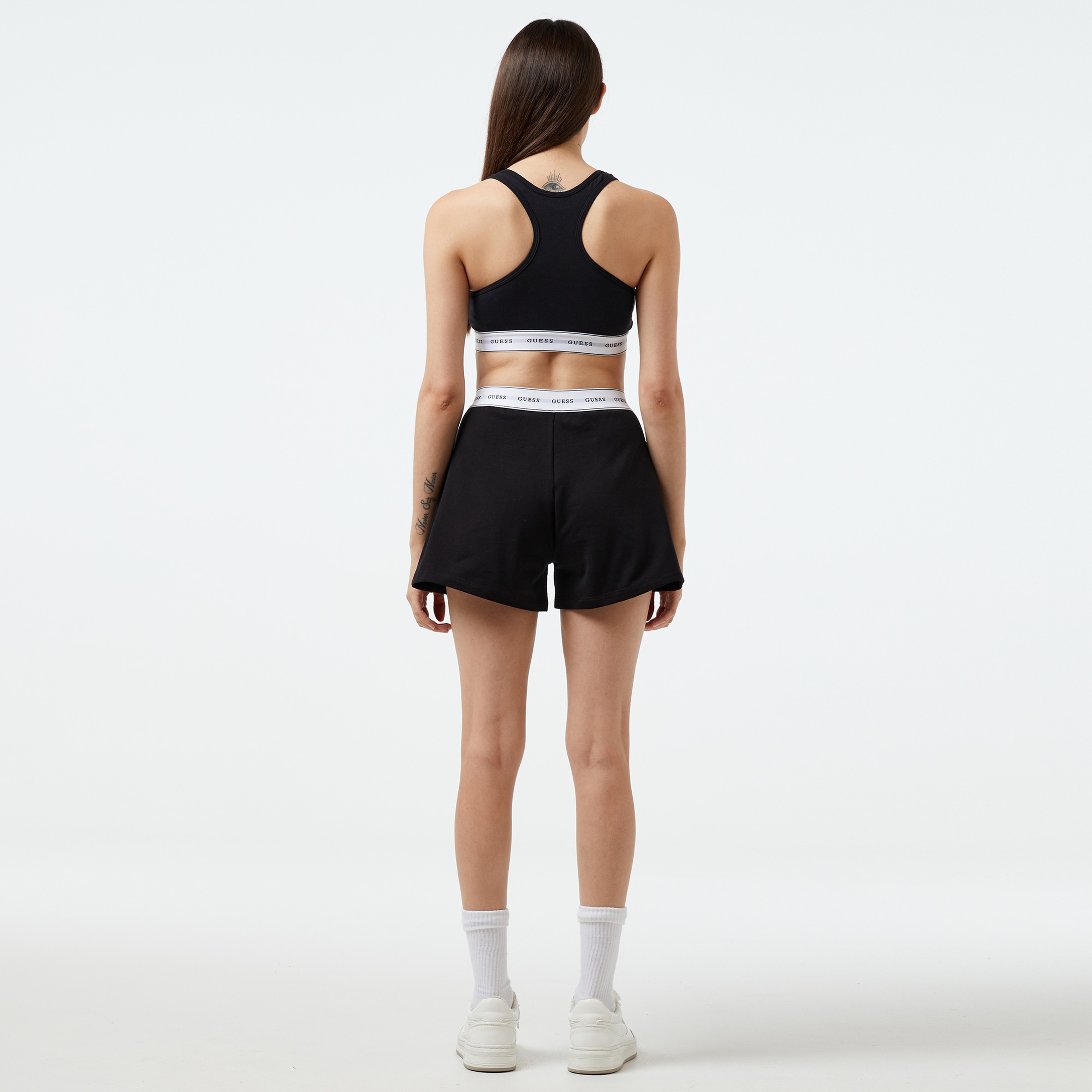 Guess Carrie Shorts Org. Co Cozy Fleece 250 Kadın Siyah Şort