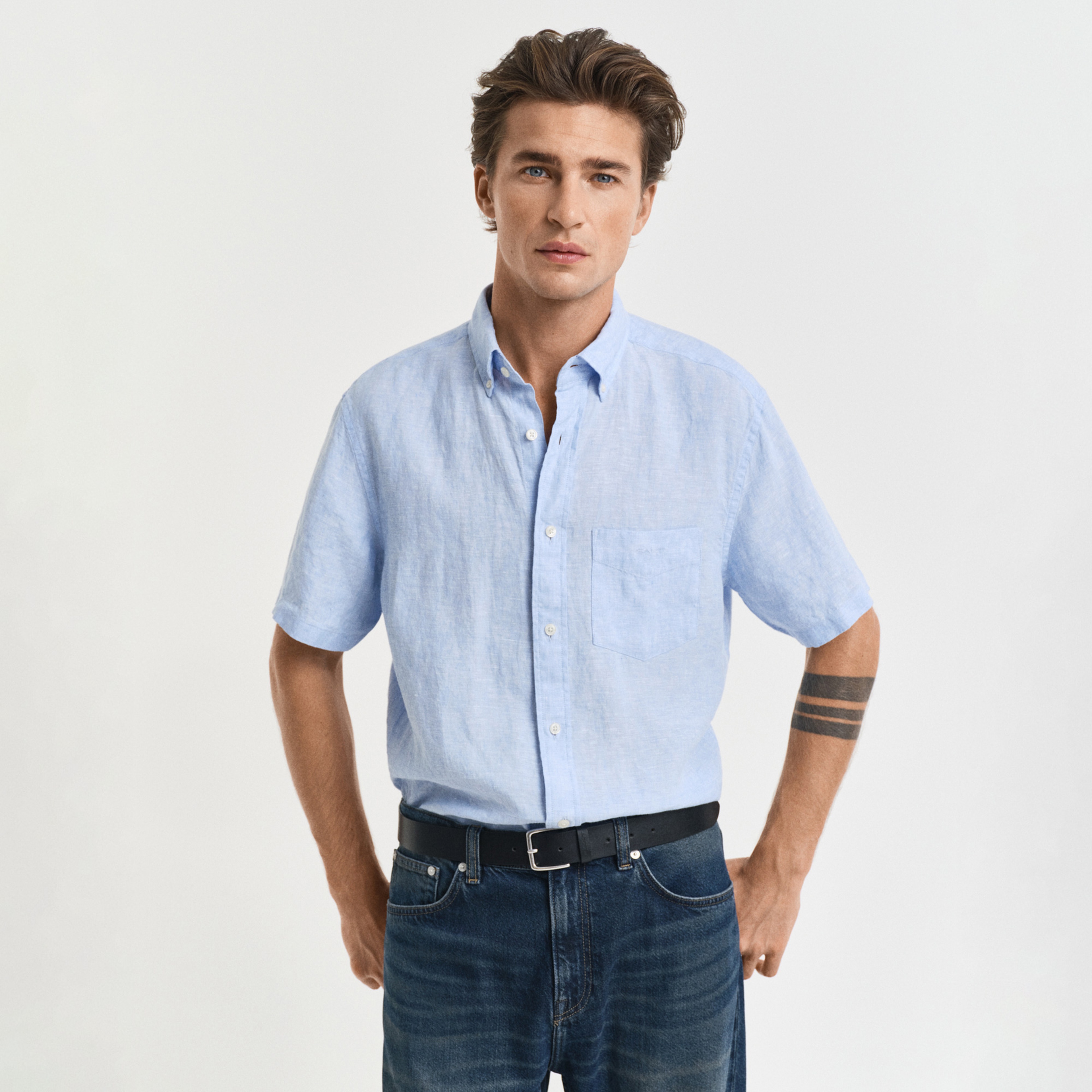 GANT Erkek Mavi Regular Fit Düğmeli Yaka Keten Gömlek