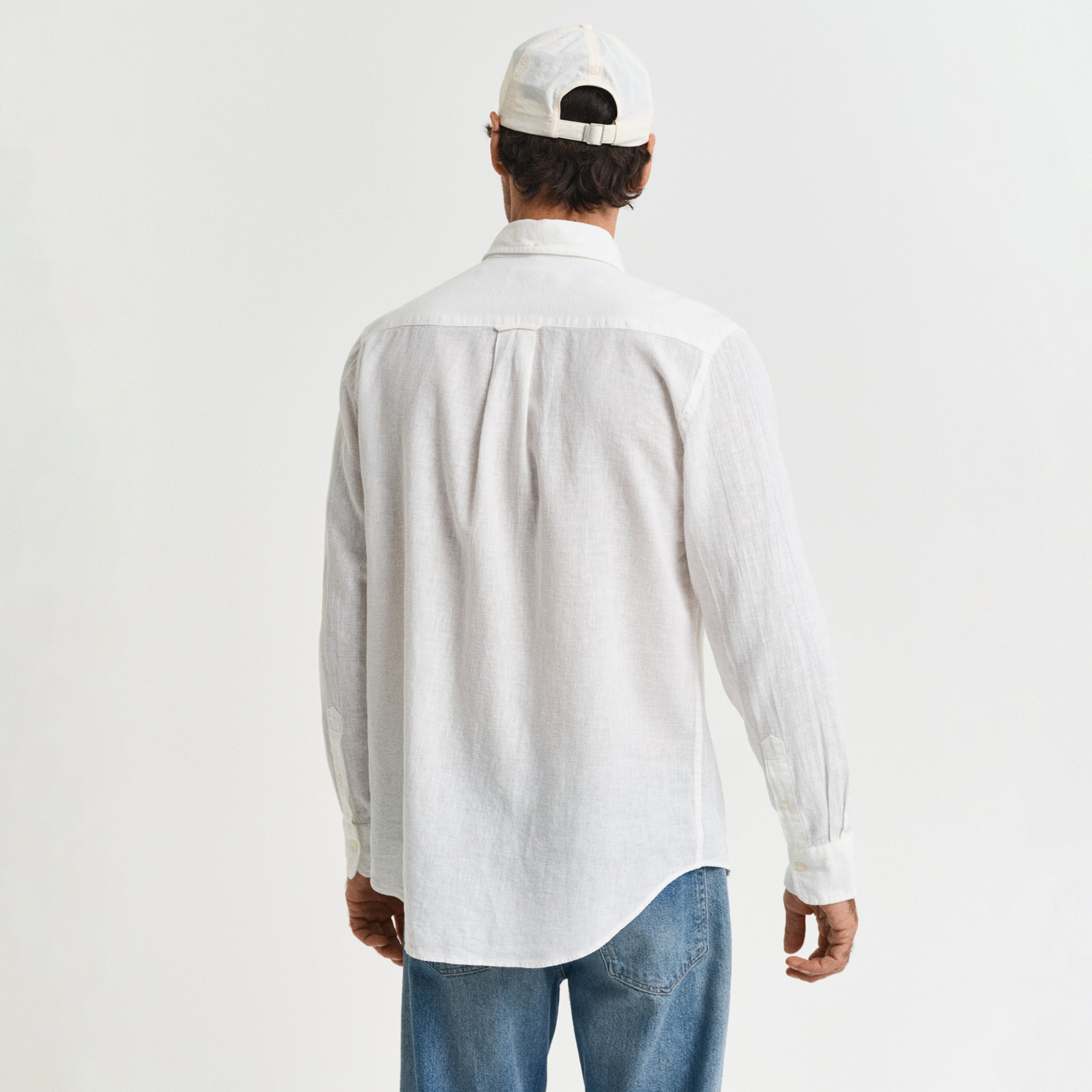 GANT Erkek Beyaz Regular Fit Düğmeli Yaka Keten Gömlek