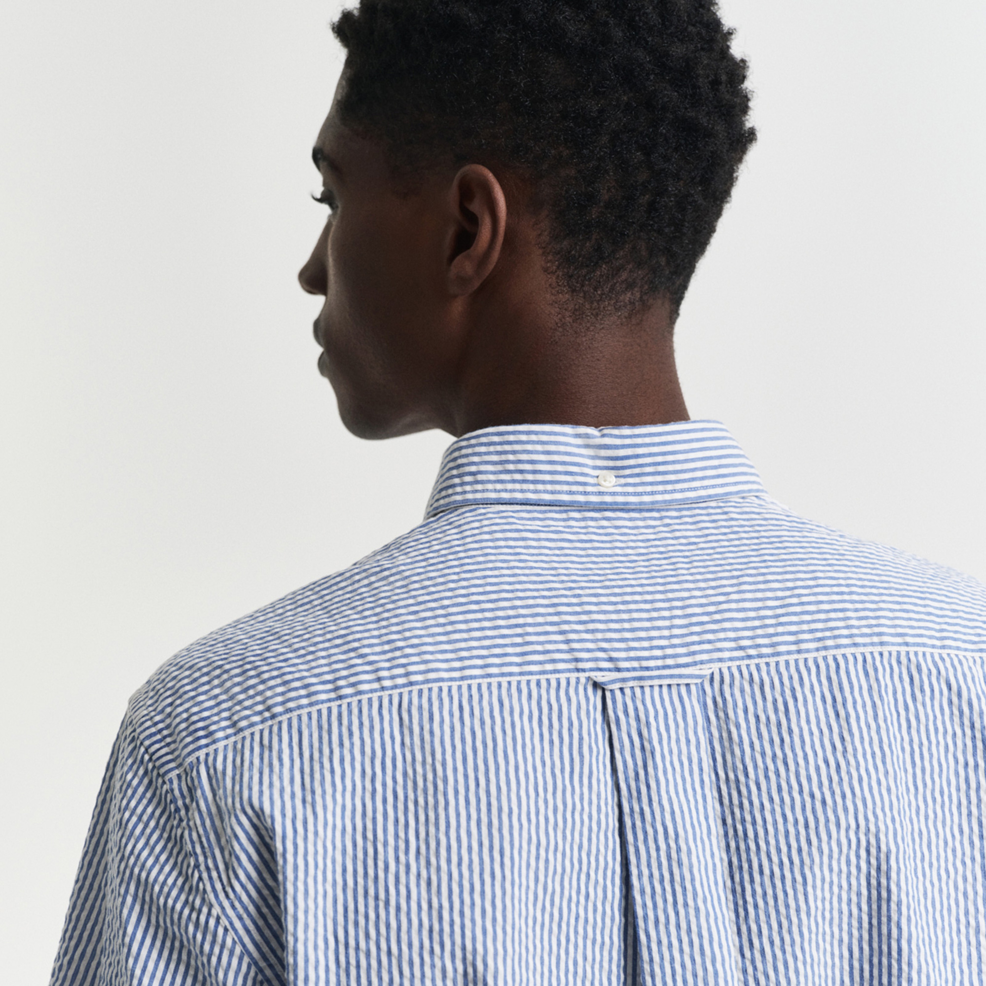 GANT Erkek Lacivert Regular Fit Düğmeli Yaka Çizgili Gömlek