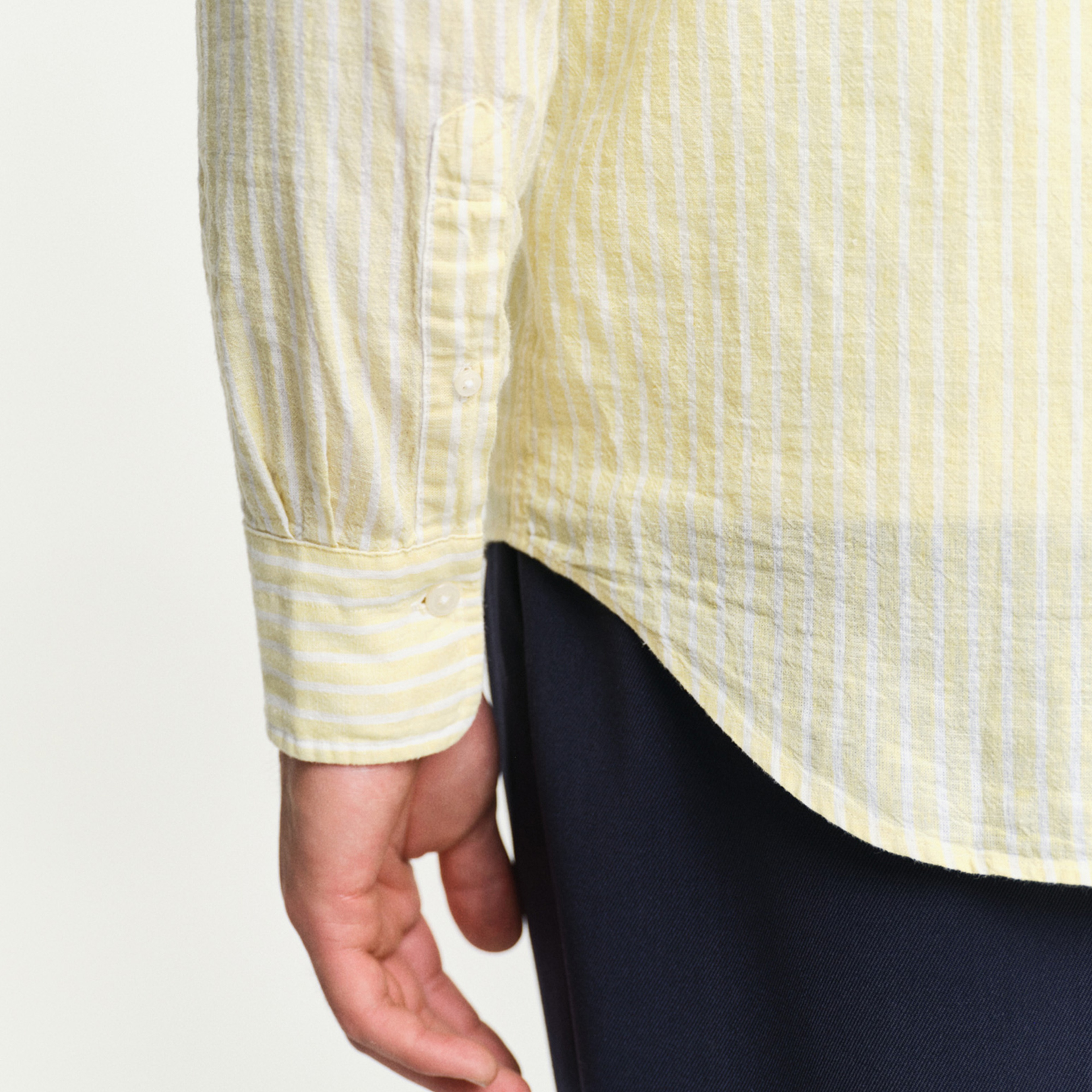 GANT Erkek Sarı Regular Fit Düğmeli Yaka Çizgili Keten Gömlek