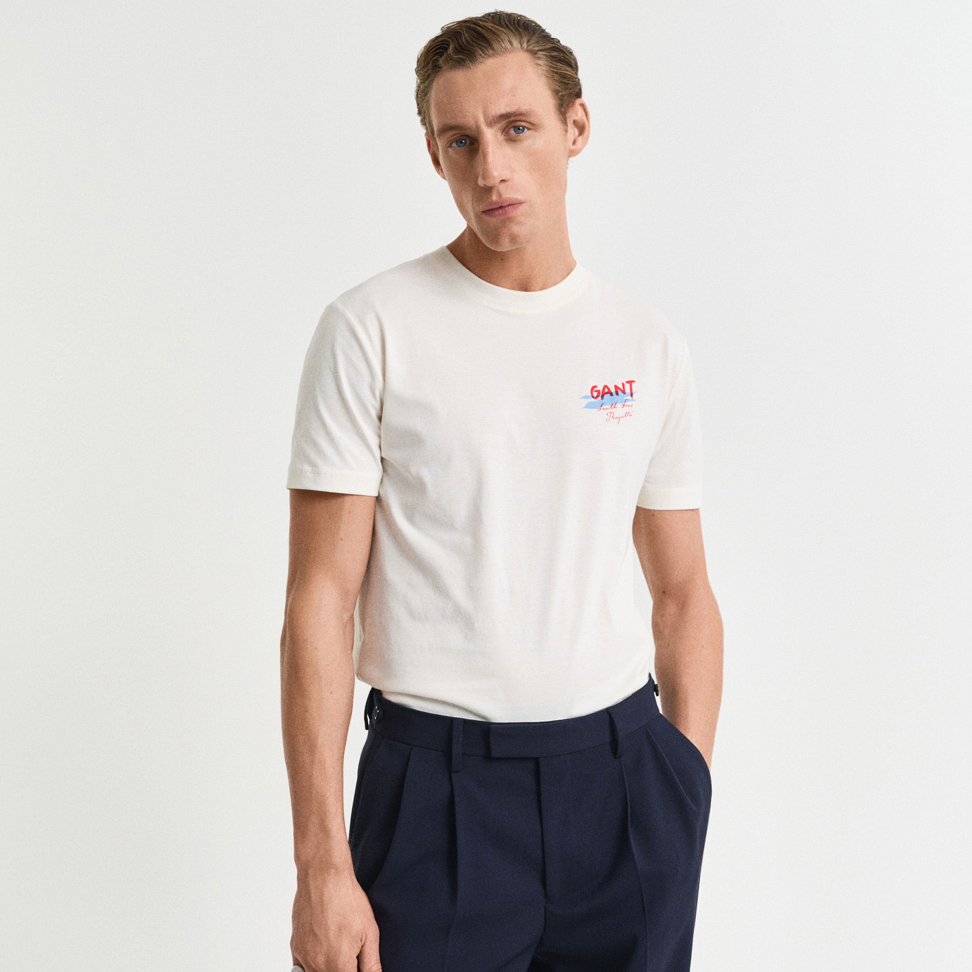 GANT Erkek Krem Regular Fit Bisiklet Yaka Logolu T-Shirt