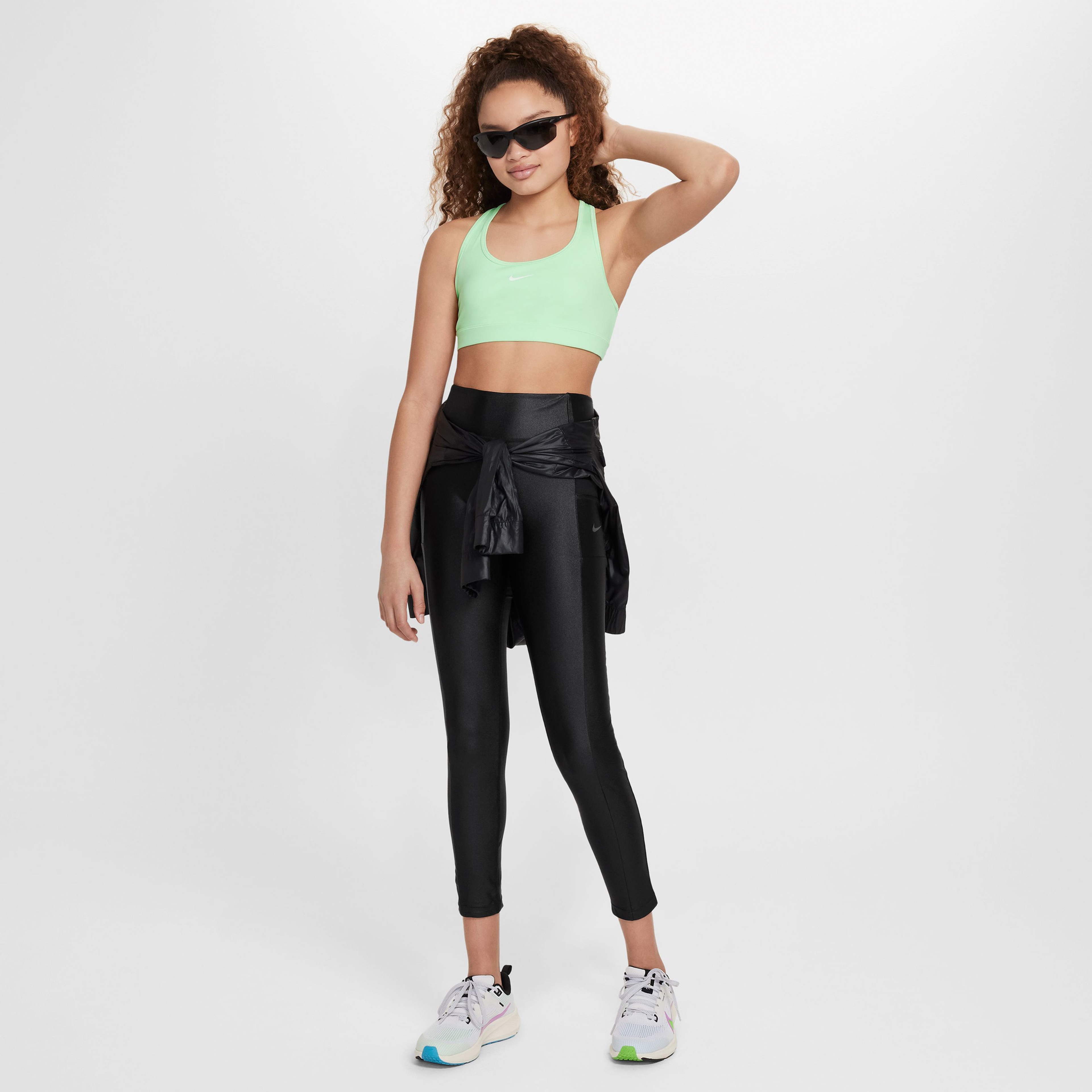 Nike Swoosh Çocuk Yeşil Bra