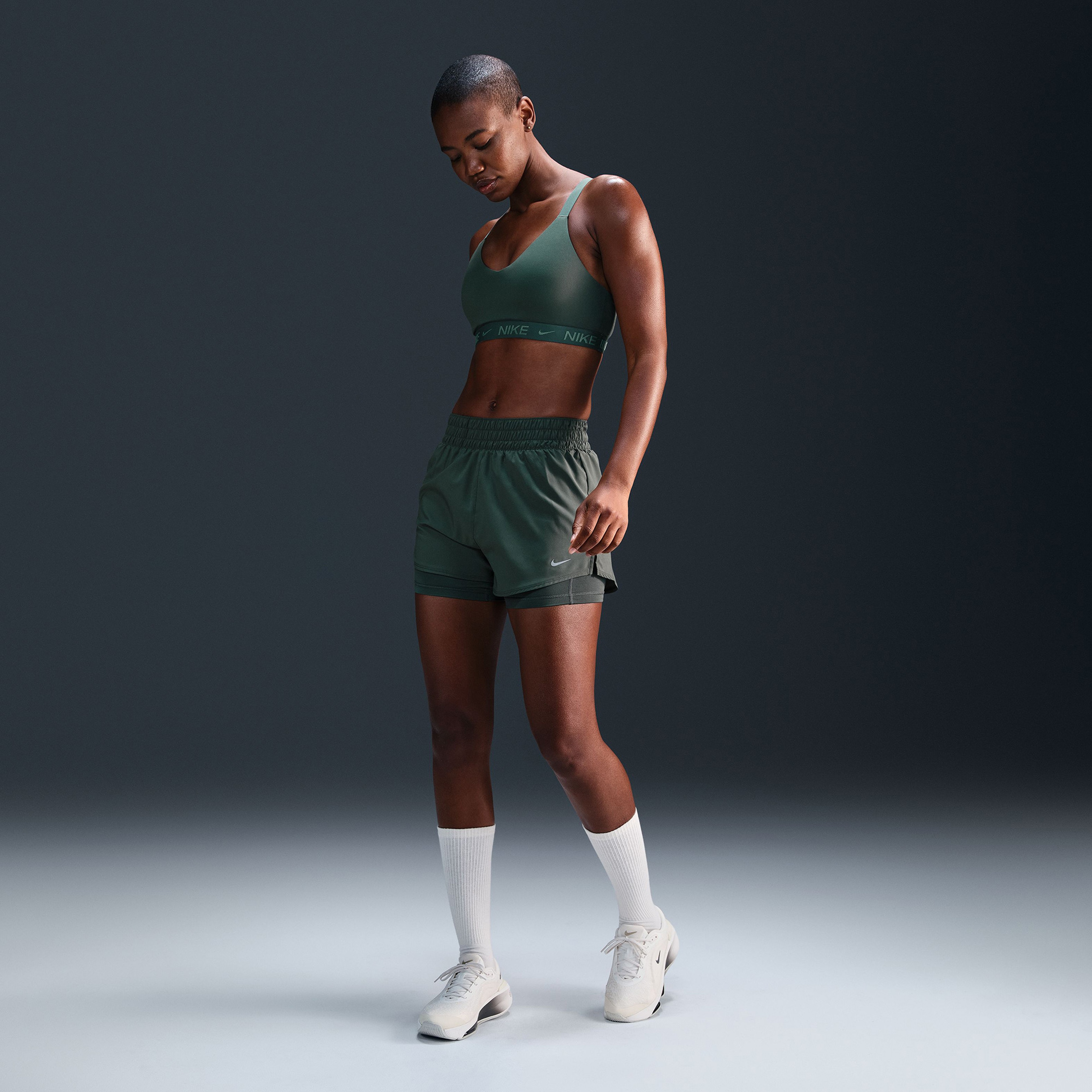 Nike Dri-Fit Indy Orta Destekli Kadın Yeşil Bra