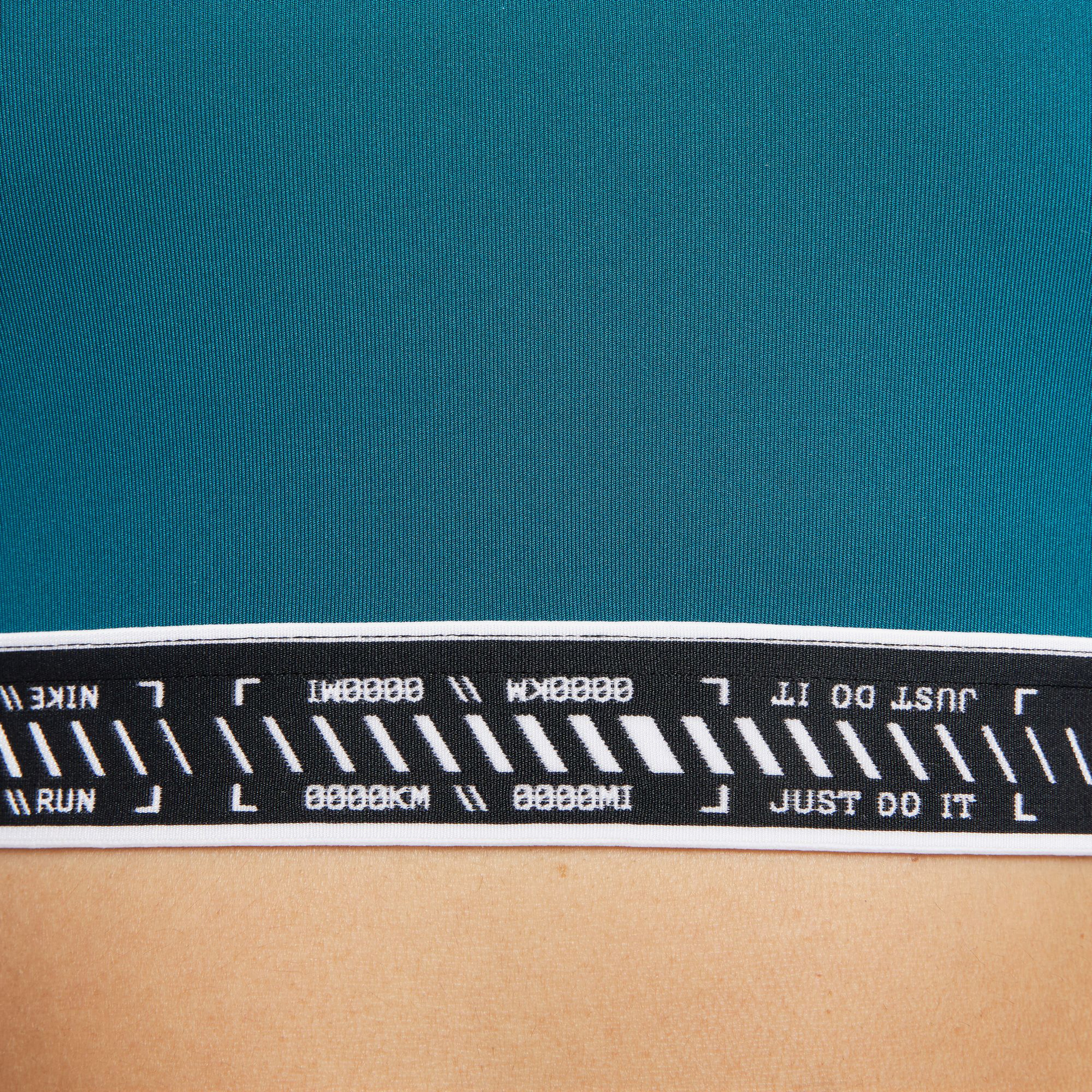 Nike Swoosh On The Run Kadın Yeşil Bra