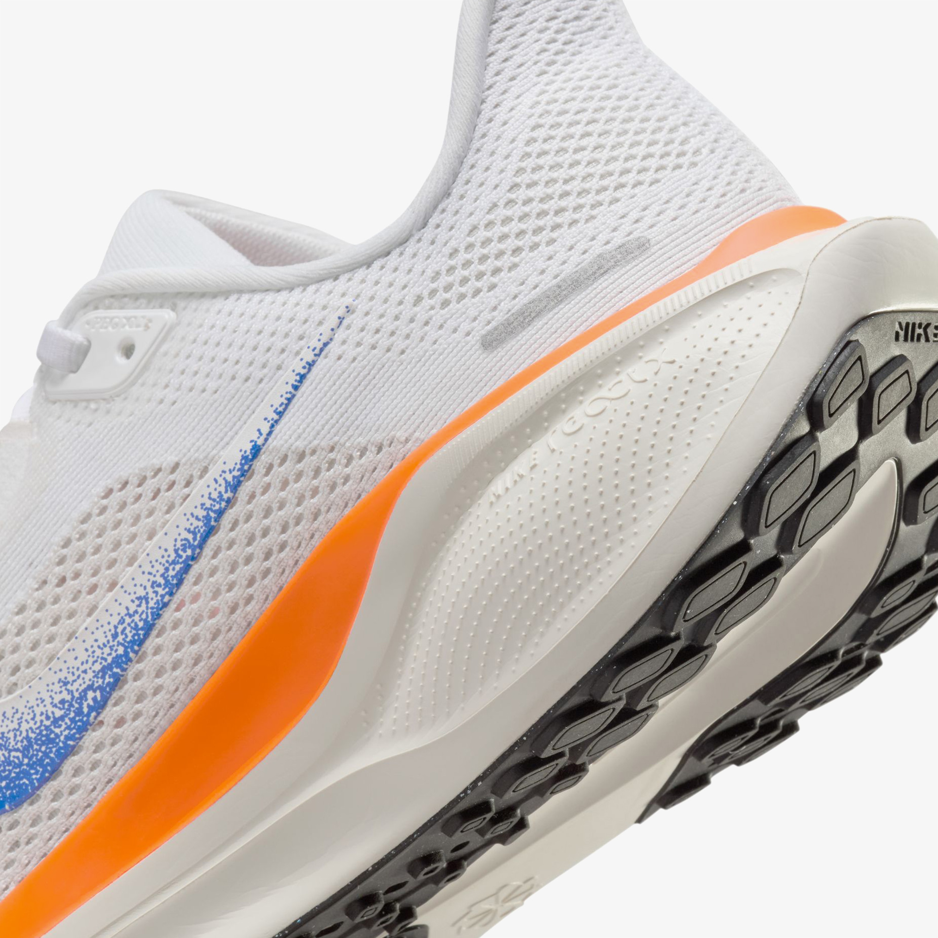 Nike Pegasus 41 Blueprint Kadın Beyaz Koşu Ayakkabısı