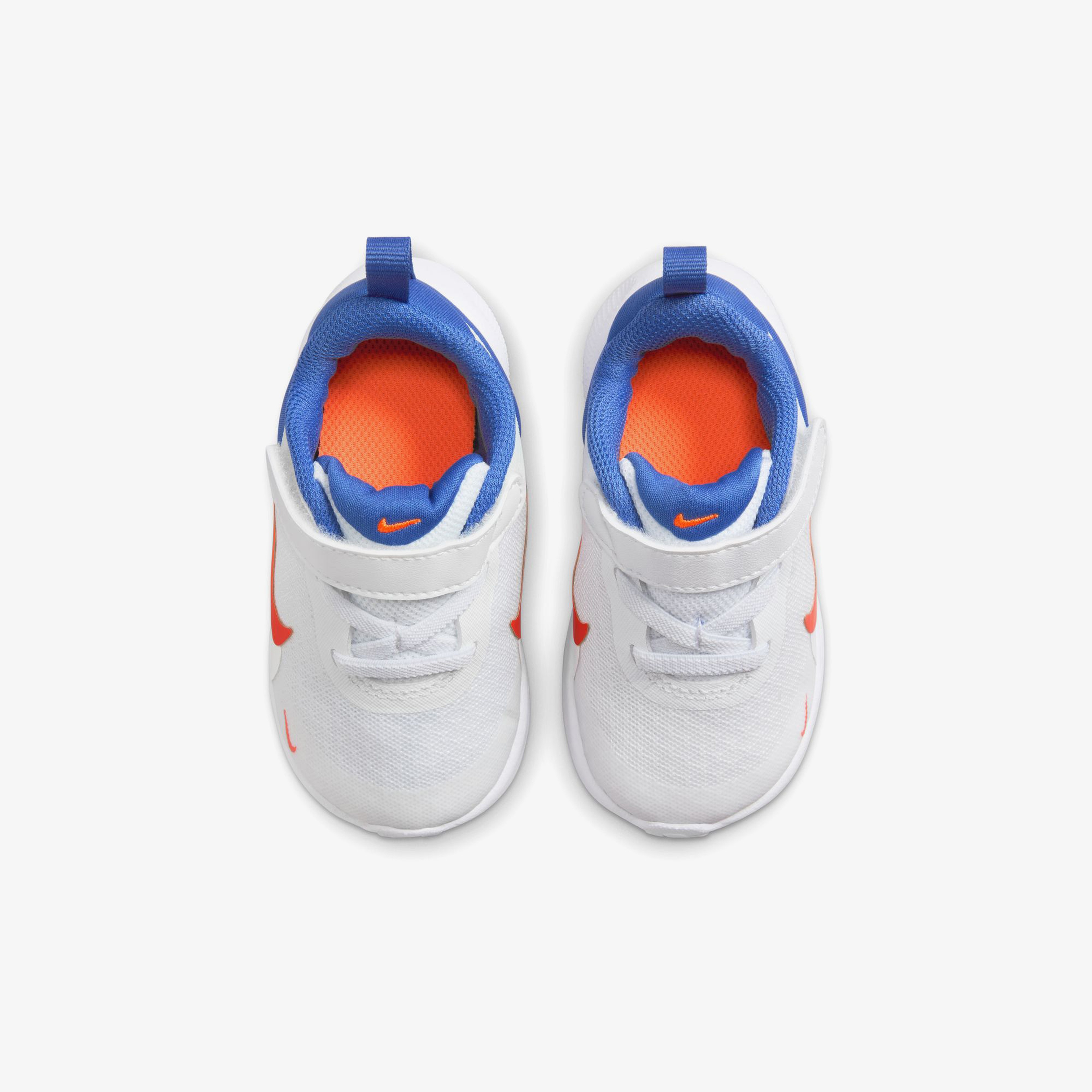 Nike Revolution 7 TDV Çocuk Beyaz Koşu Ayakkabısı