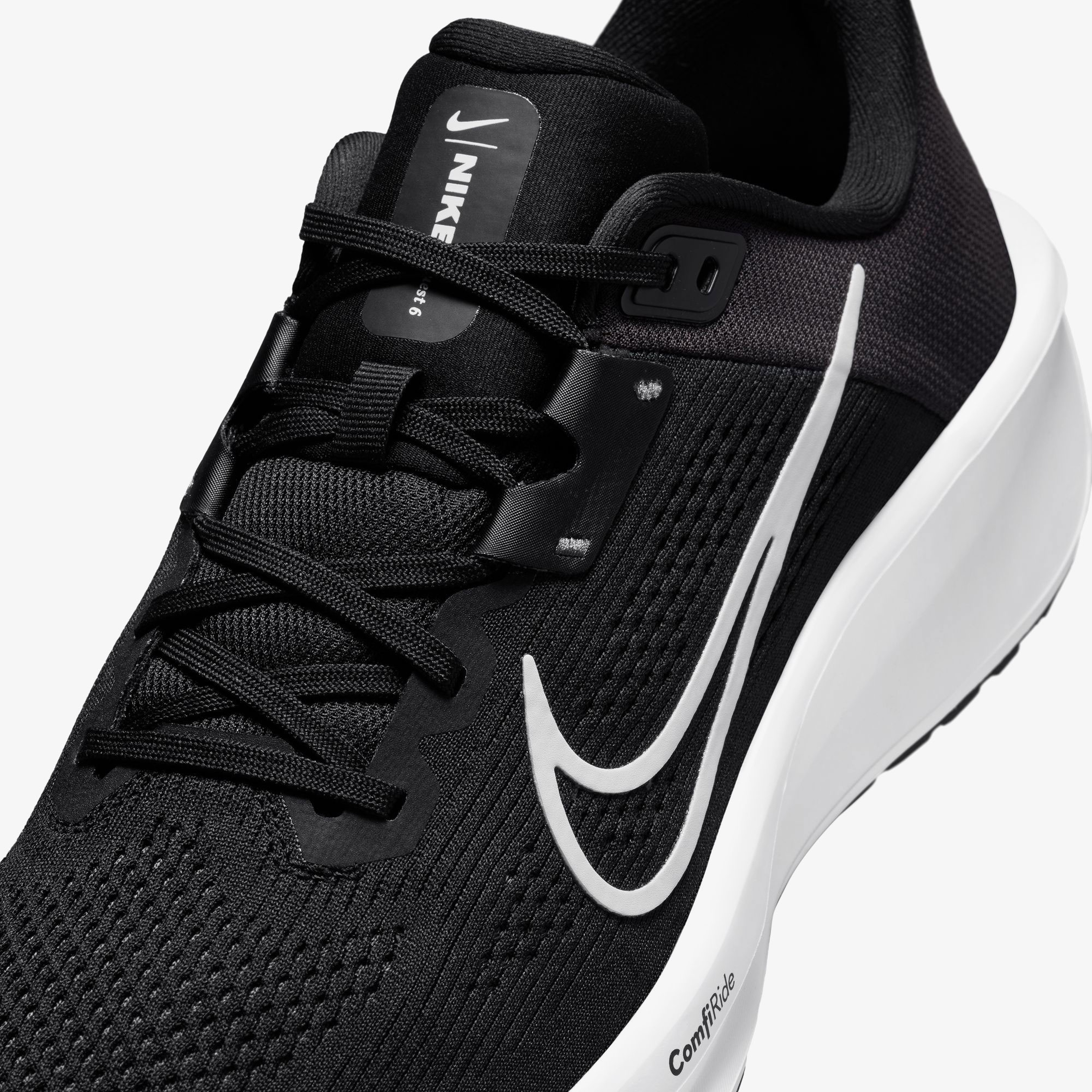 Nike Quest 6 Erkek Siyah Koşu Ayakkabısı
