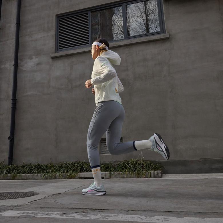 Nike Air Winflo 11 Kadın Yeşil Koşu Ayakkabısı