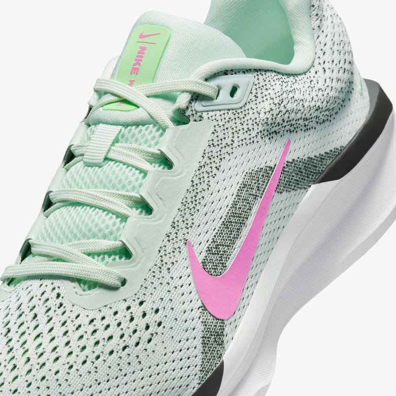 Nike Air Winflo 11 Kadın Yeşil Koşu Ayakkabısı