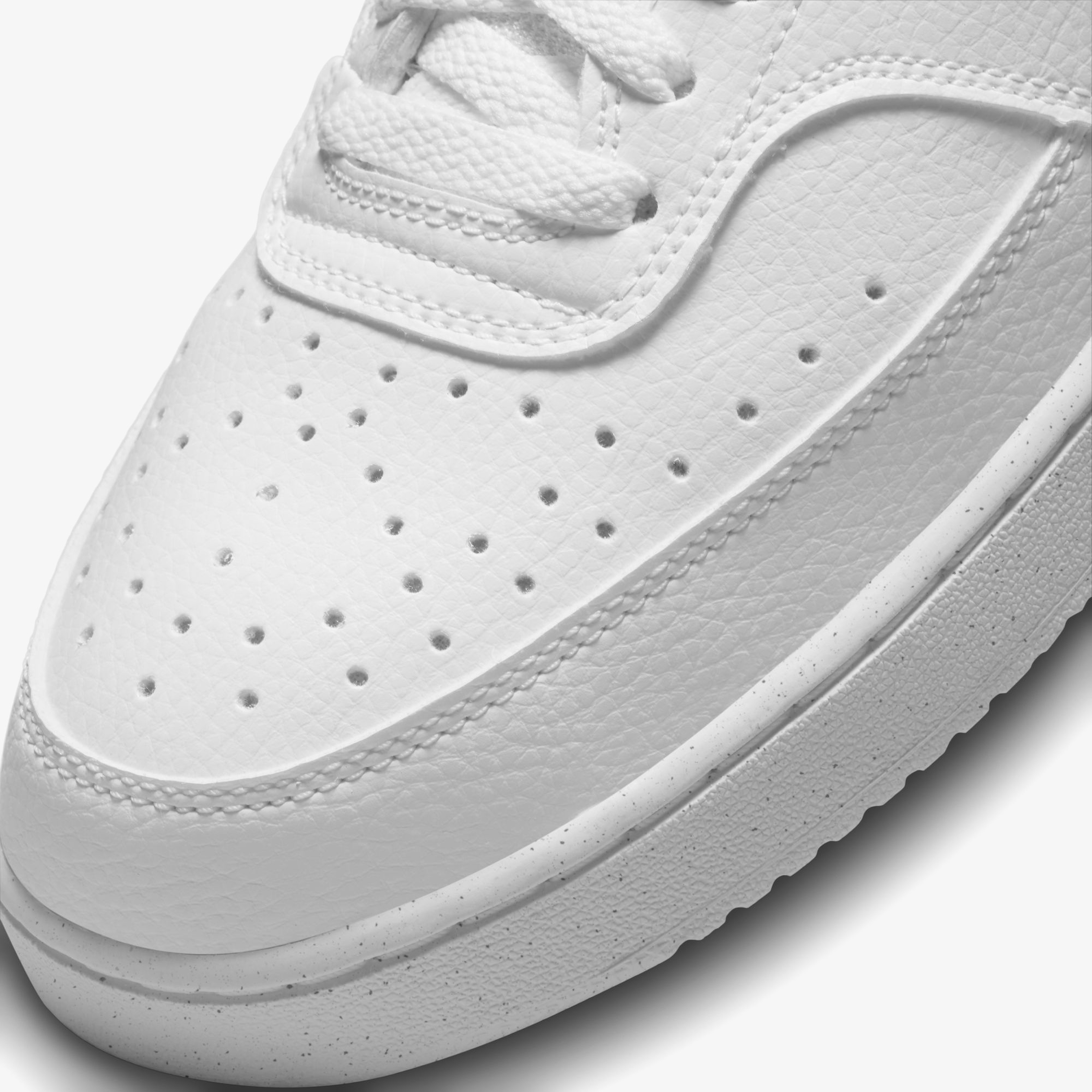 Nike Court Vision Mid Nn Erkek Beyaz Sneaker