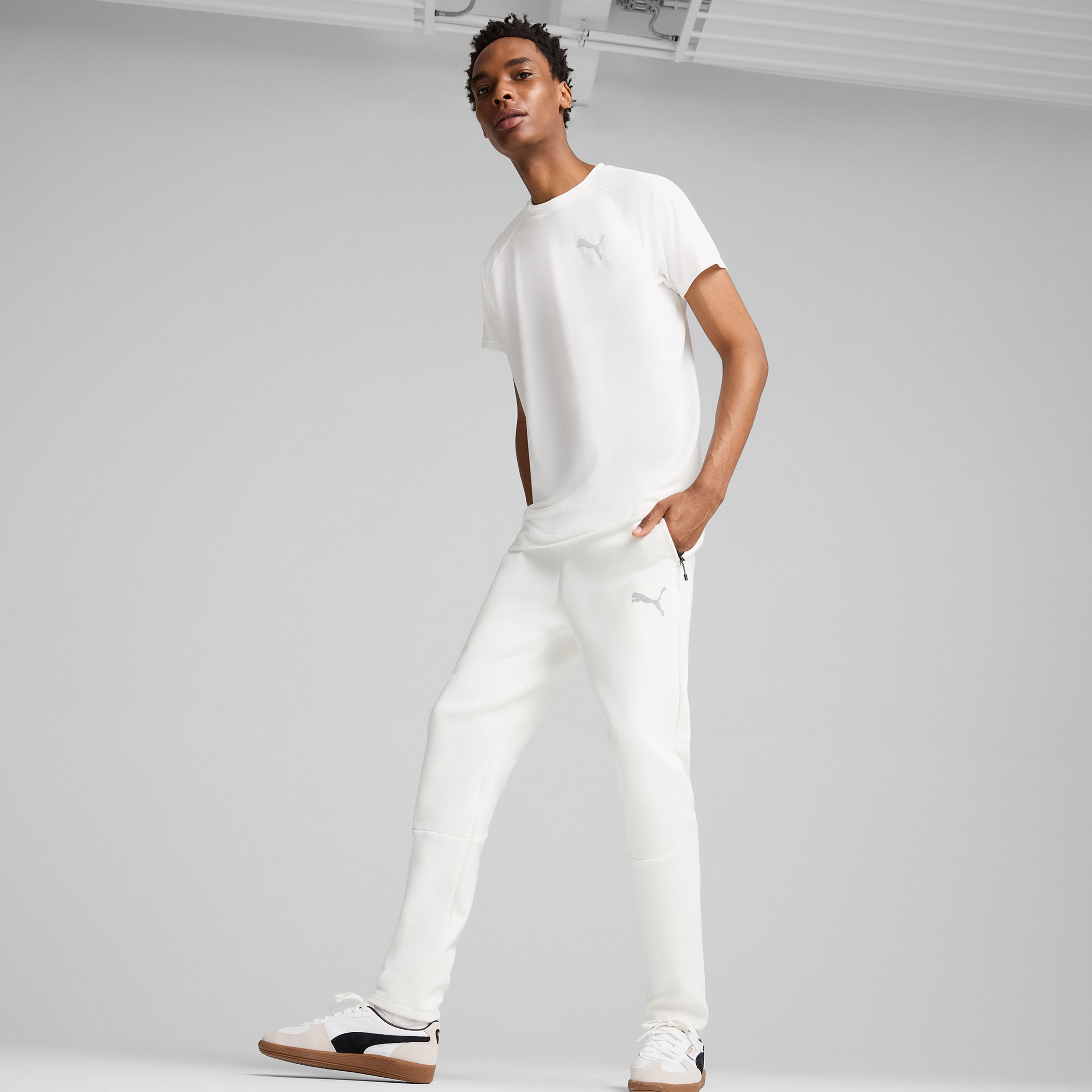 Puma Evostripe Erkek Beyaz Günlük T-Shirt