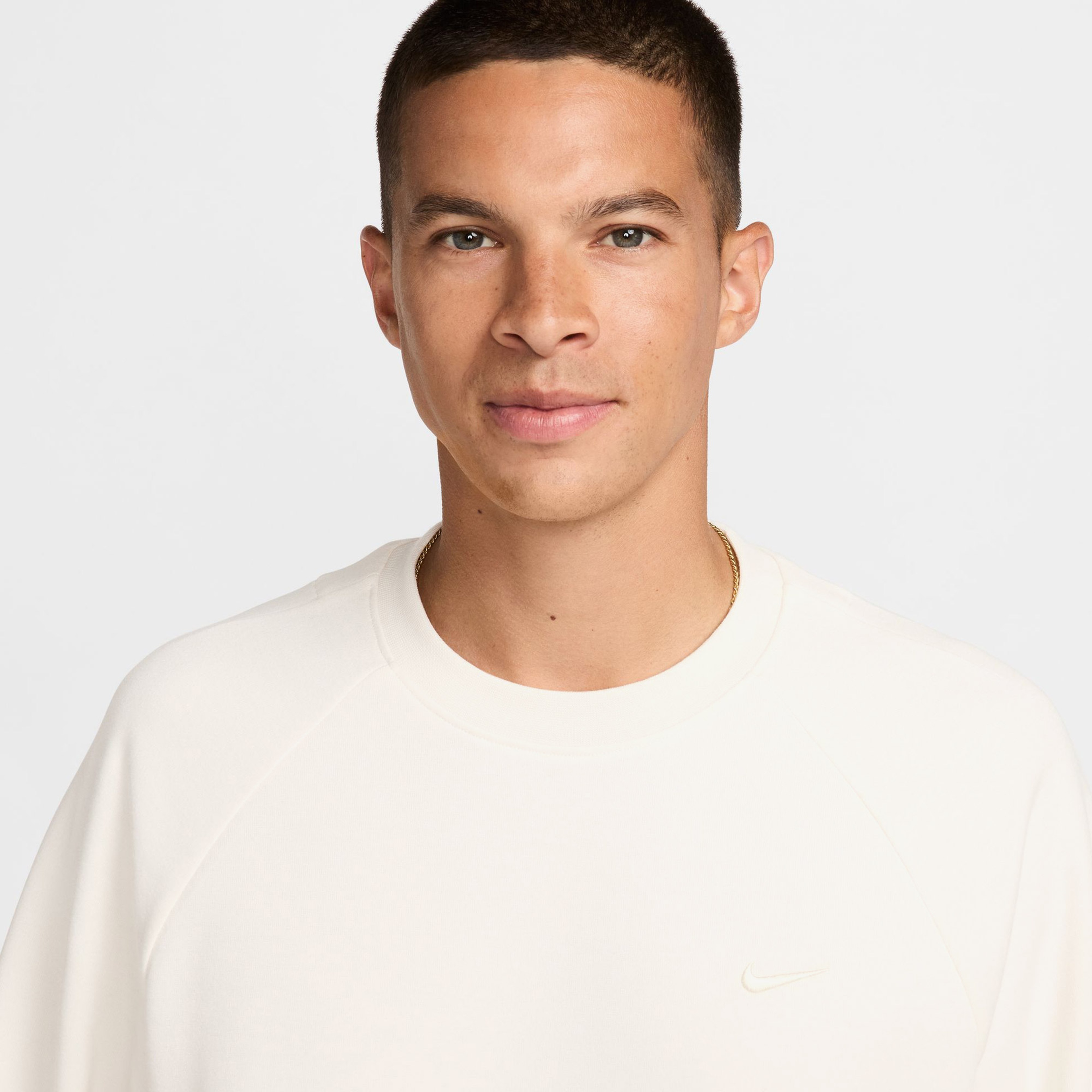 Nike Primary Dri-Fit Verstaile Crew Erkek Bej Günlük Sweatshirt