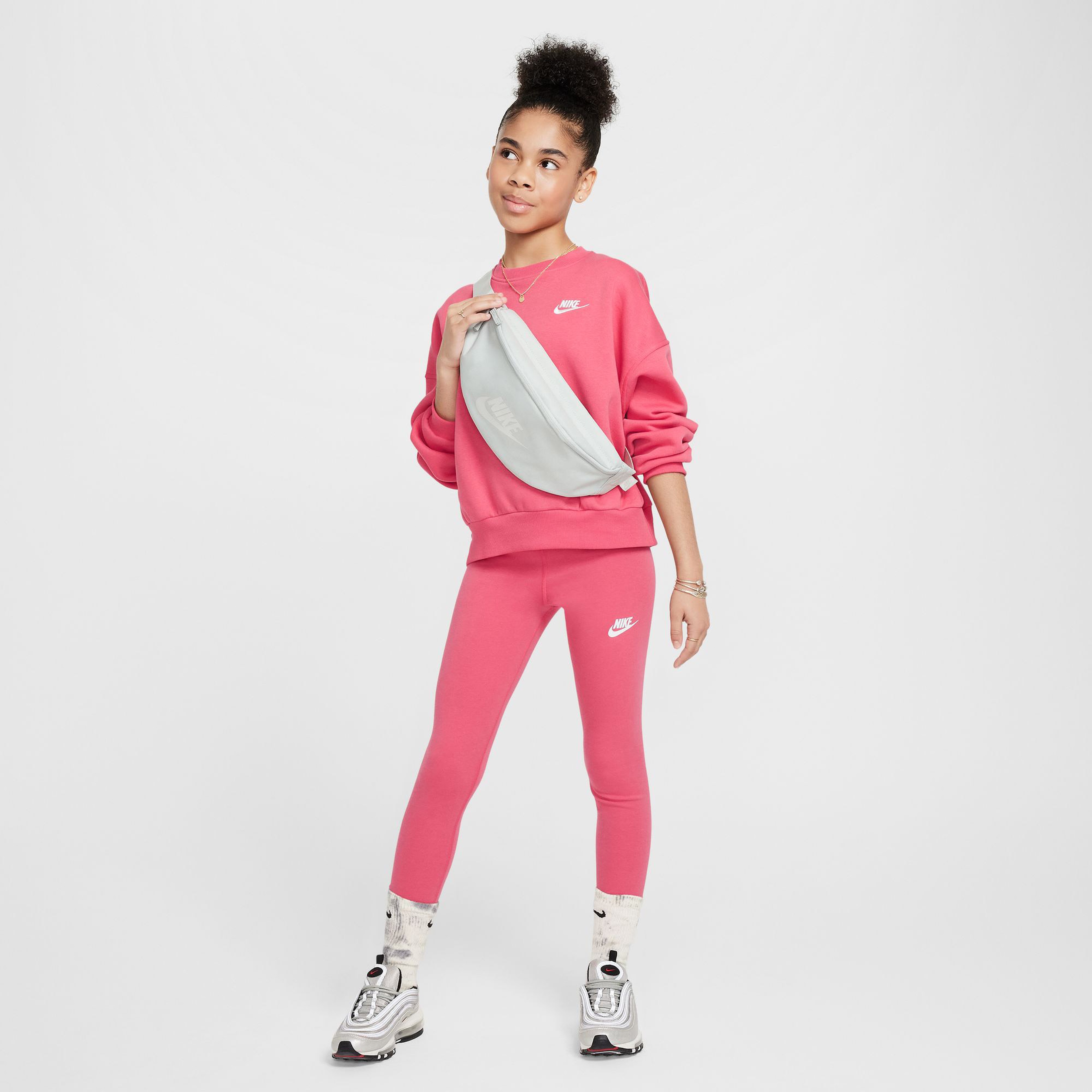 Nike Sportswear High-Waisted Çocuk Pembe Günlük Eşofman Altı