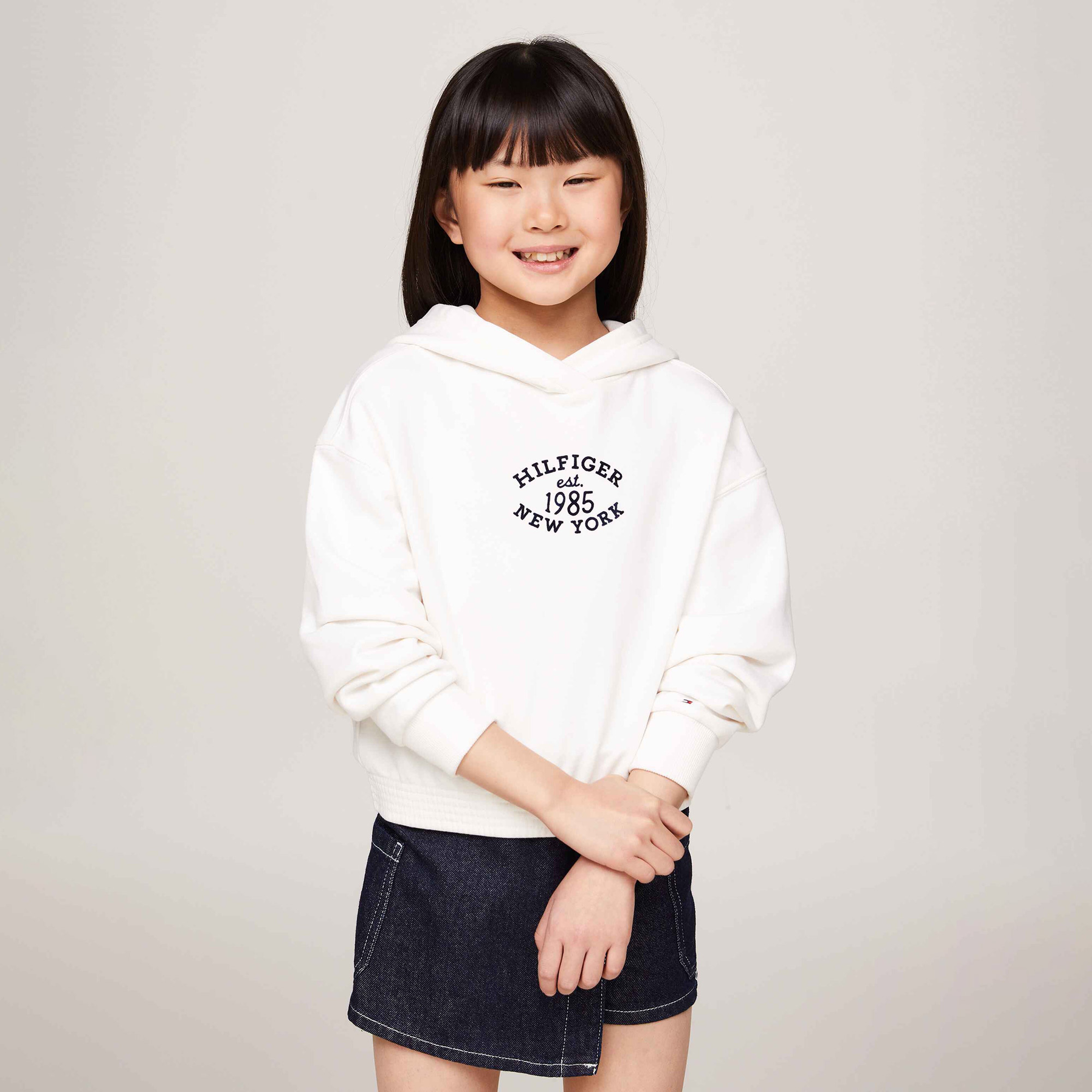 Tommy Hilfiger Monotype Flock Çocuk Beyaz Sweatshirt