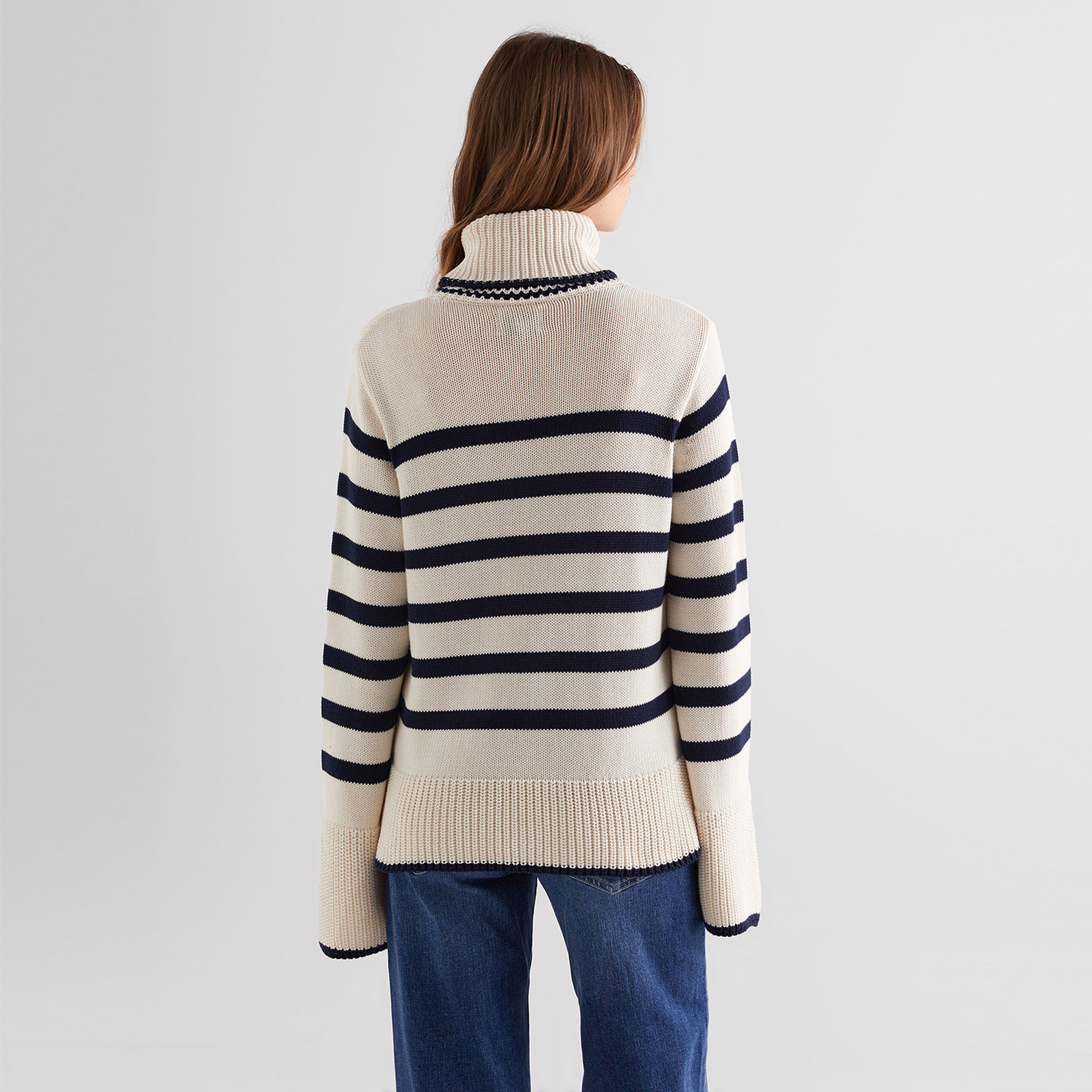 GANT Kadın Krem Oversize Fit Boğazlı Yaka Çizgili Kazak