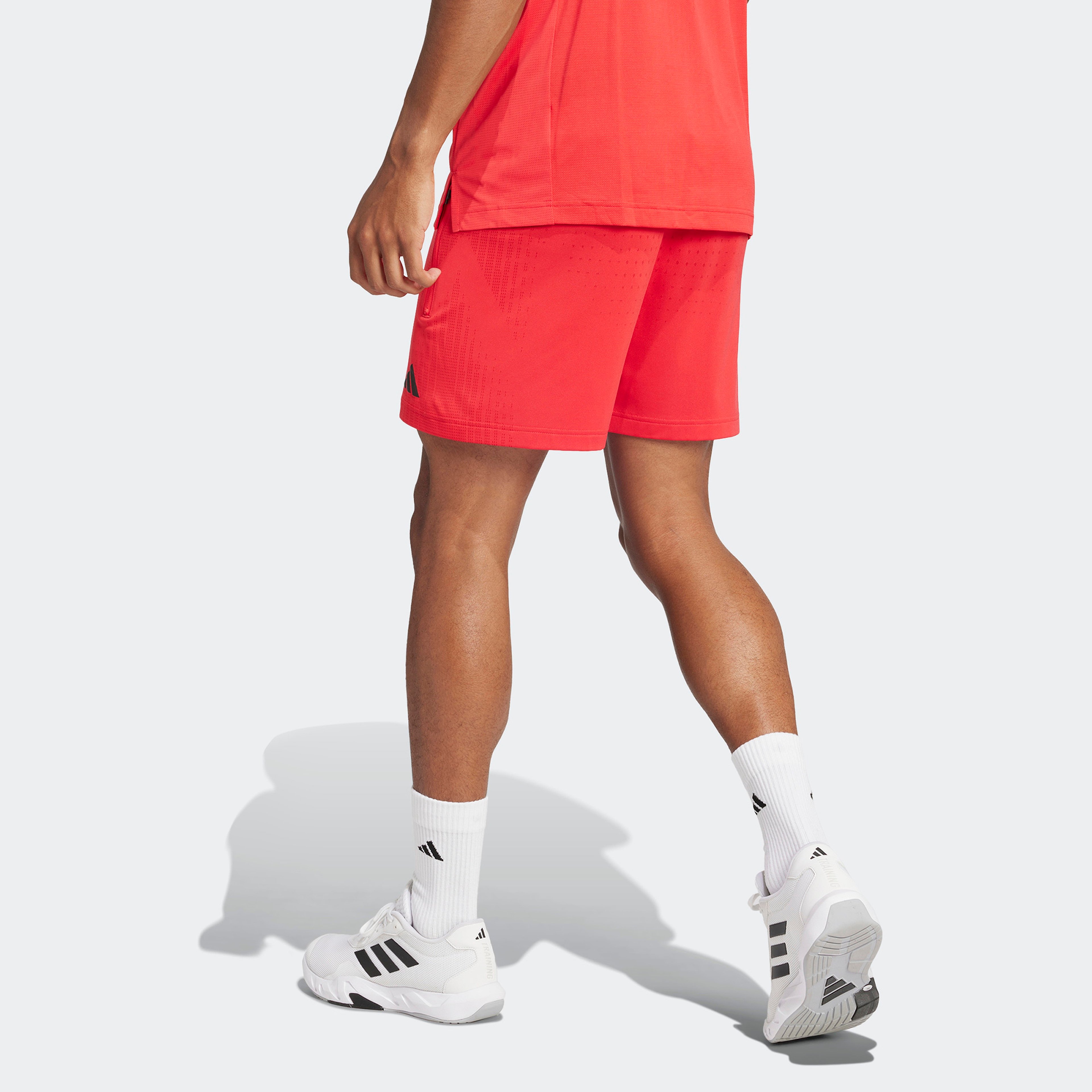 adidas Archill Erkek Kırmızı Antrenman Şortu