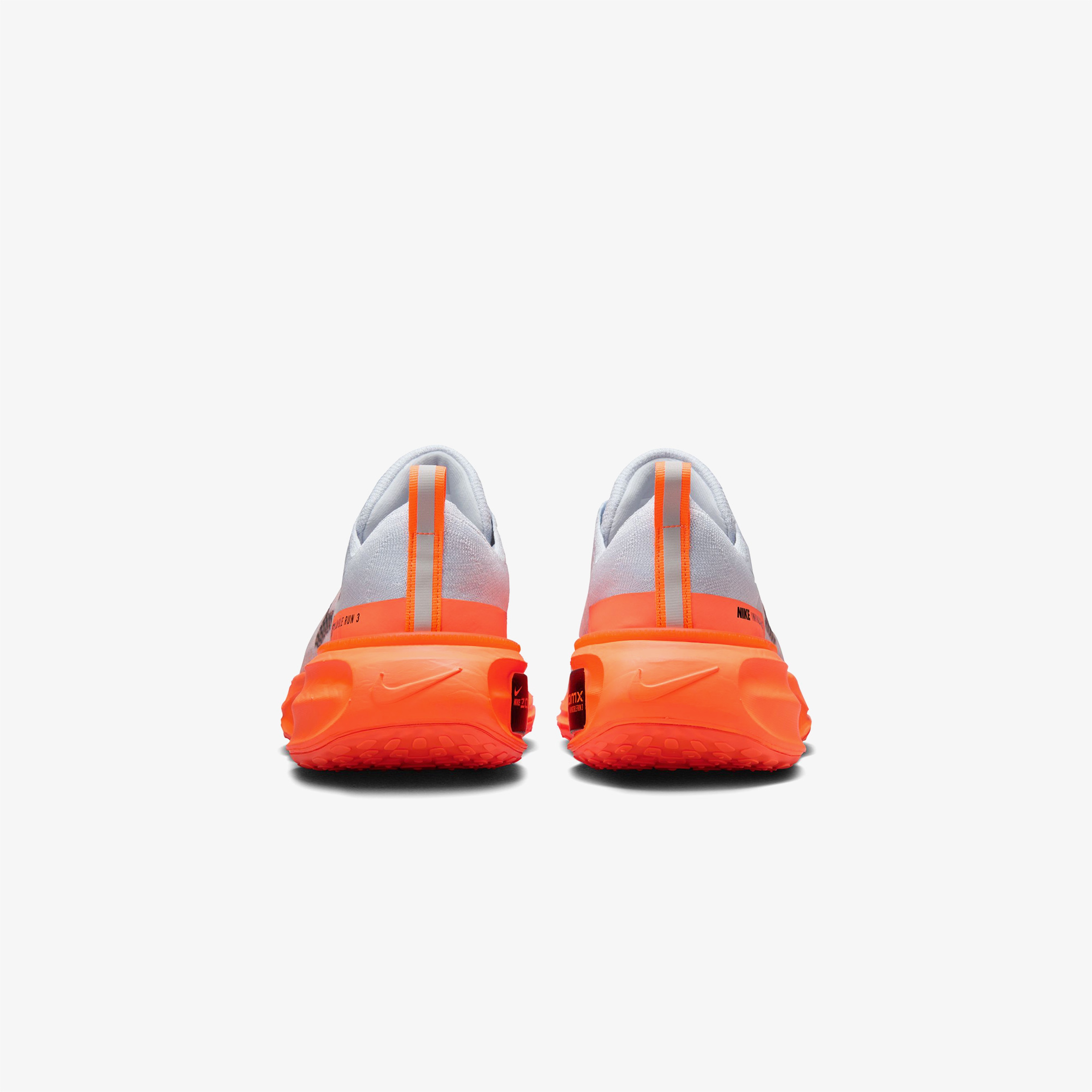 Nike ZoomX Invincible 3 Erkek GriKoşu Ayakkabısı