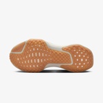 Nike ZoomX Invincible Run Flyknit 3 Kadın Beyaz Koşu Ayakkabısı