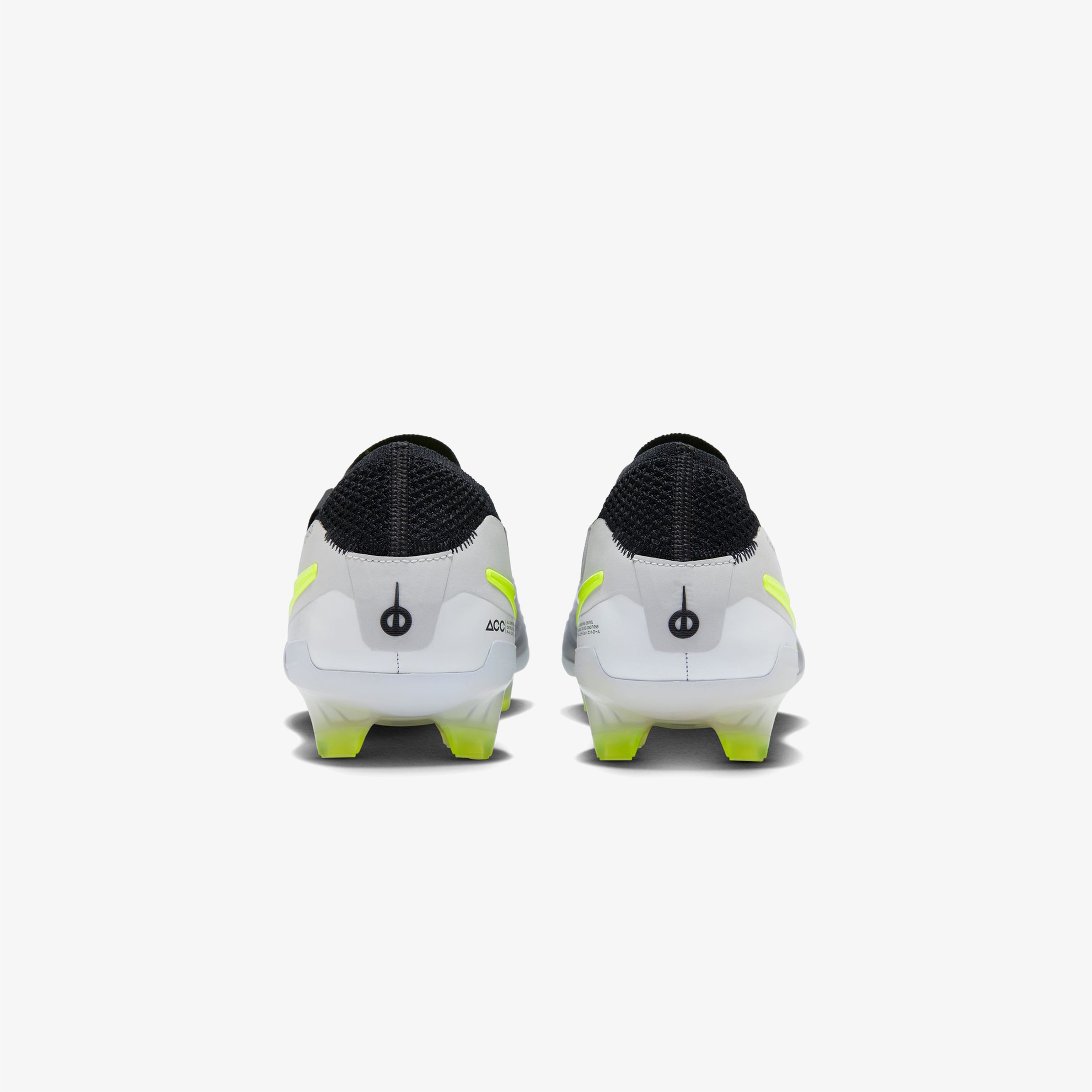 Nike Erkek Gri Çim Saha Kramponu