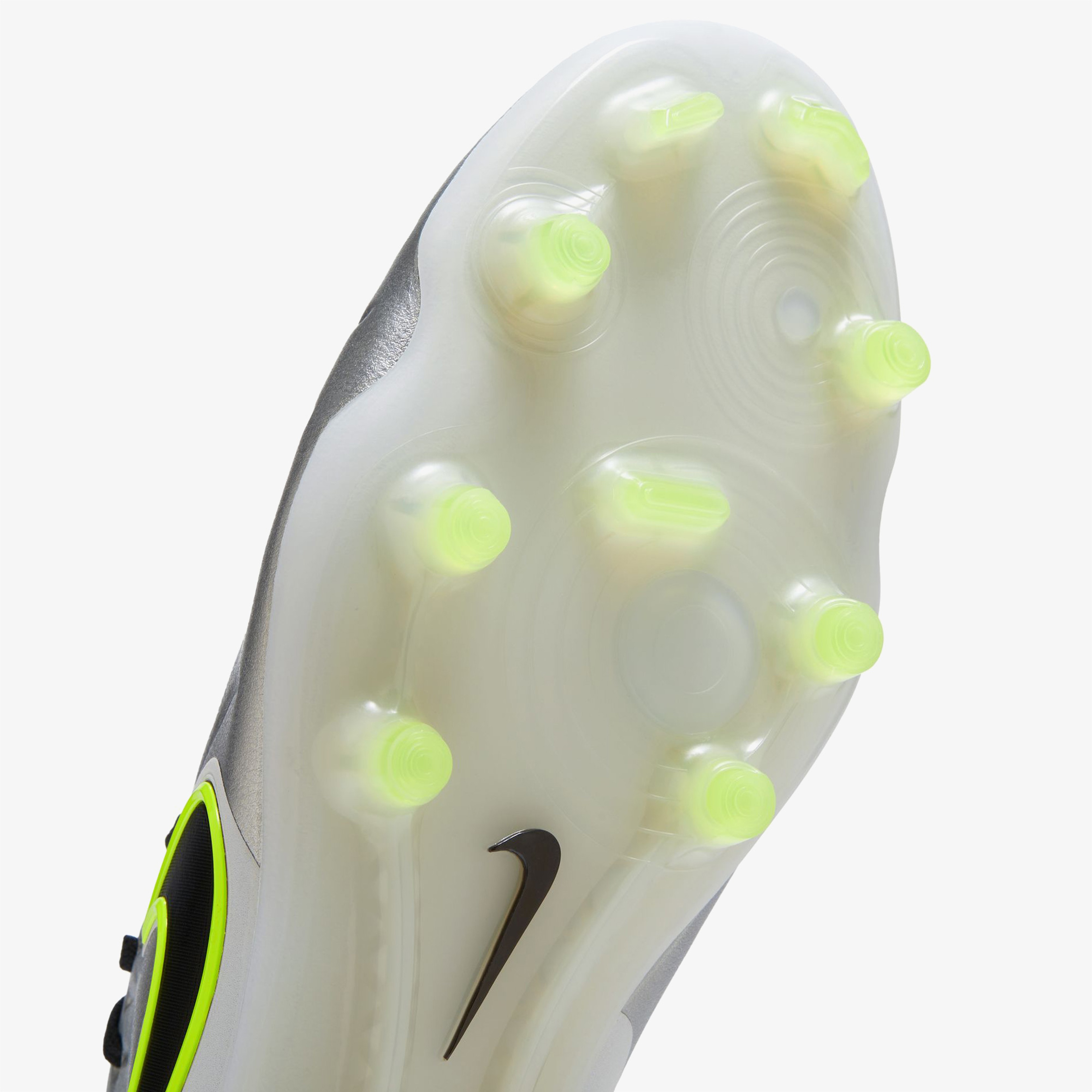 Nike Erkek Gri Çim Saha Kramponu