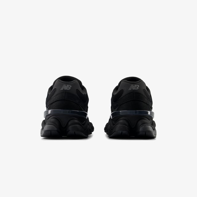 New Balance New Balance 9060 Lifestyle Unisex Siyah Spor Ayakkabı Occasion'da! Siyah - 3. görsel