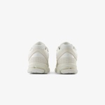 New Balance 2002R Unisex Beyaz Günlük Spor Ayakkabı