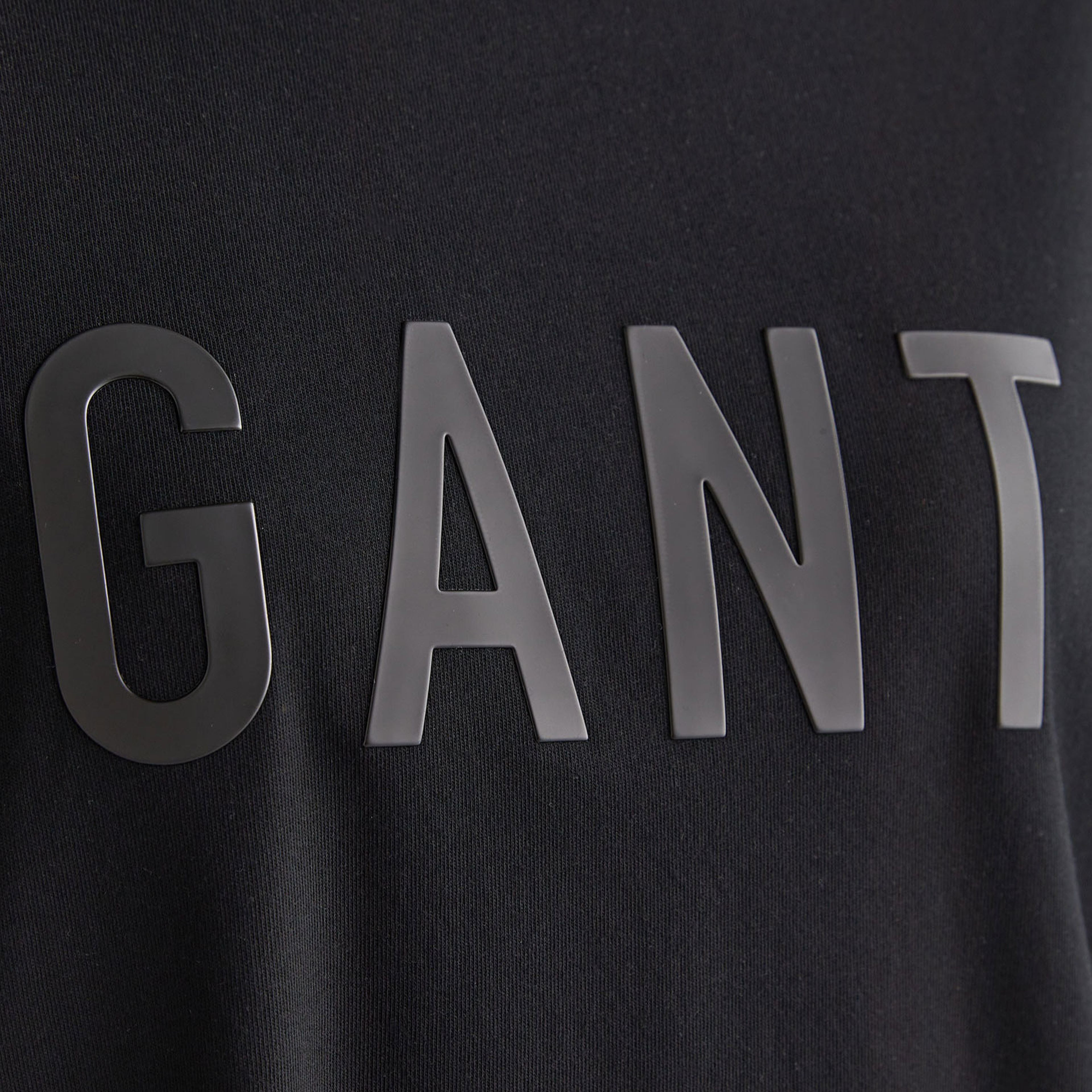 GANT Kadın Siyah Oversize Fit Bisiklet Yaka Logolu T-shirt