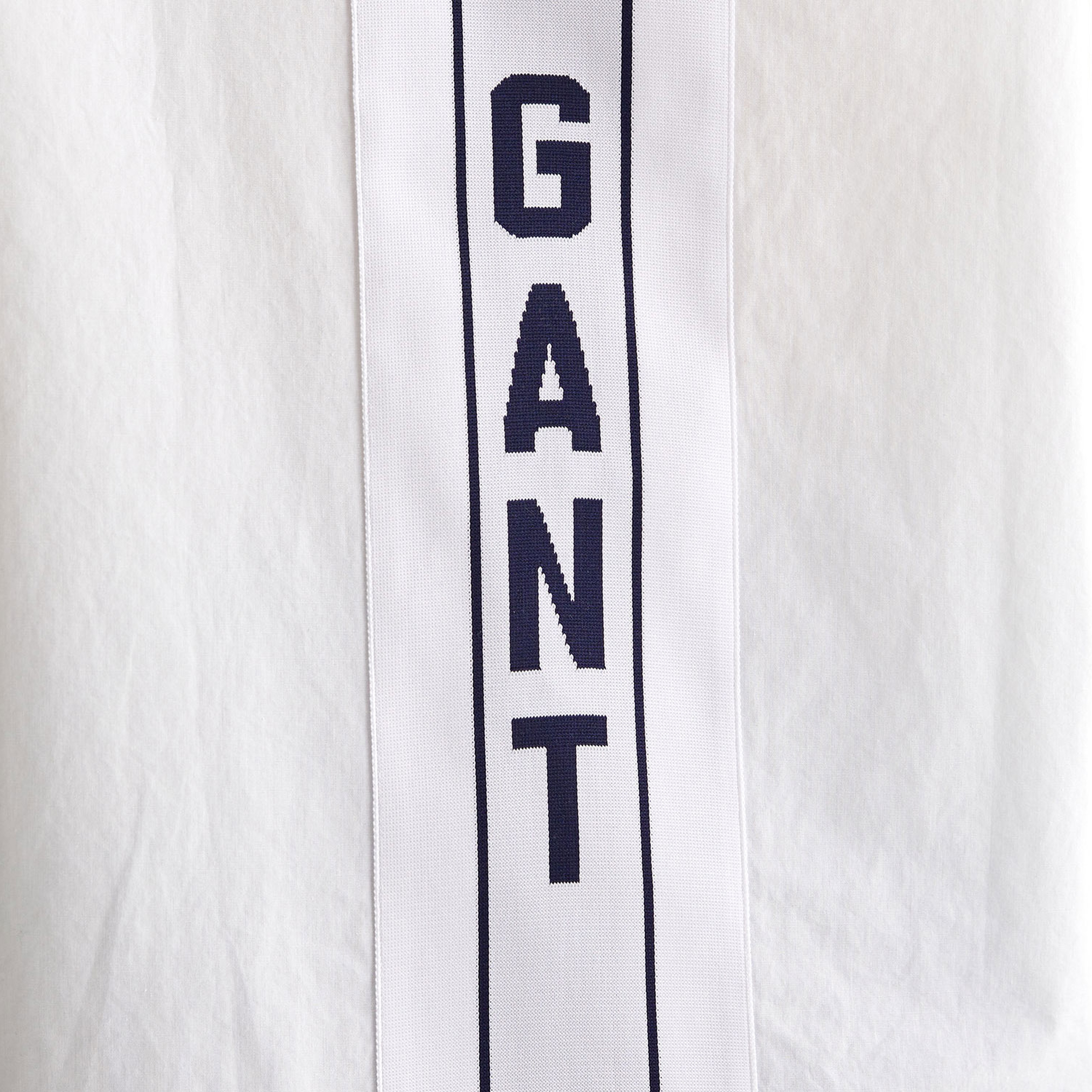 GANT Kadın Beyaz Oversize Fit Klasik Yaka Gömlek