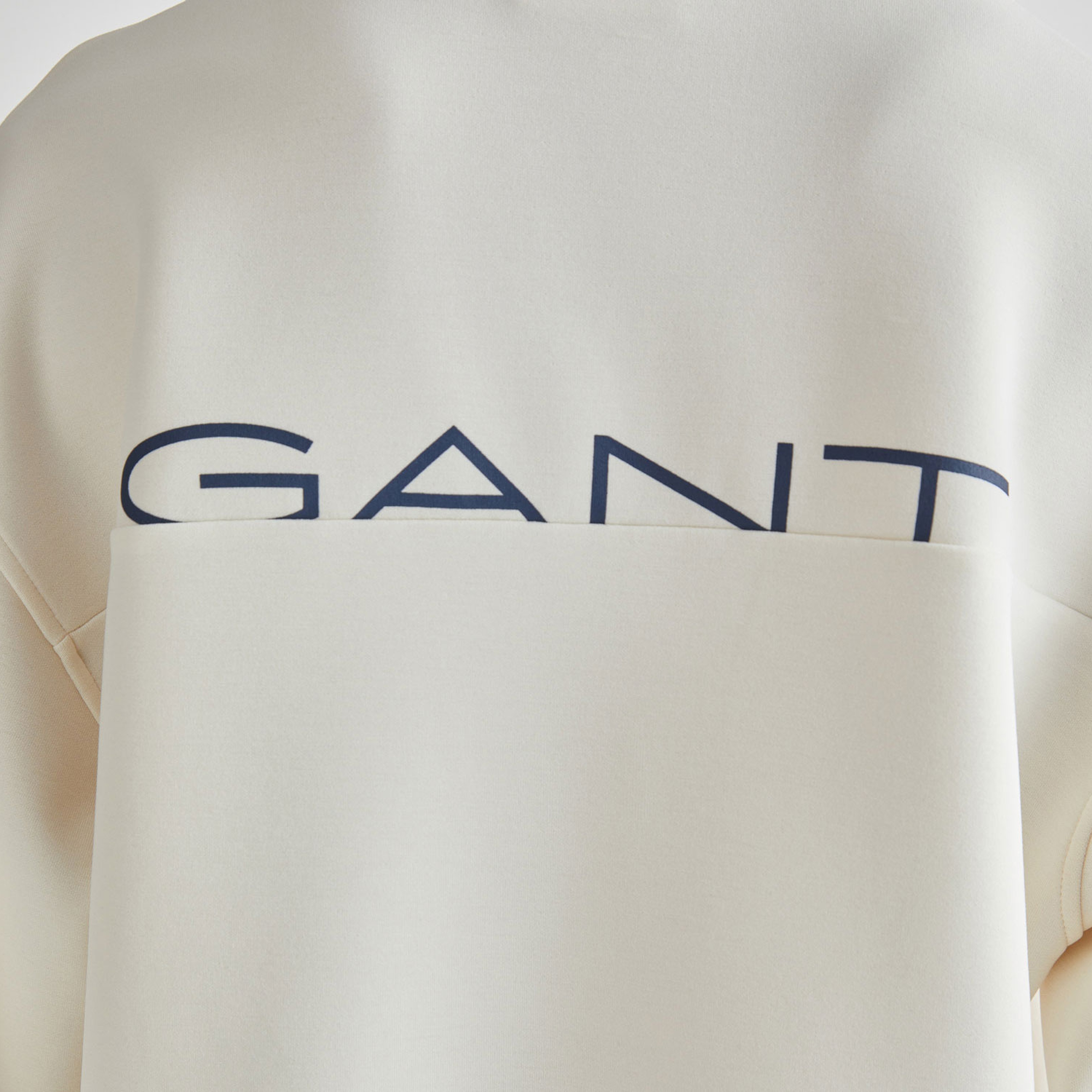 GANT Kadın Beyaz Oversize Fit Logolu Polo