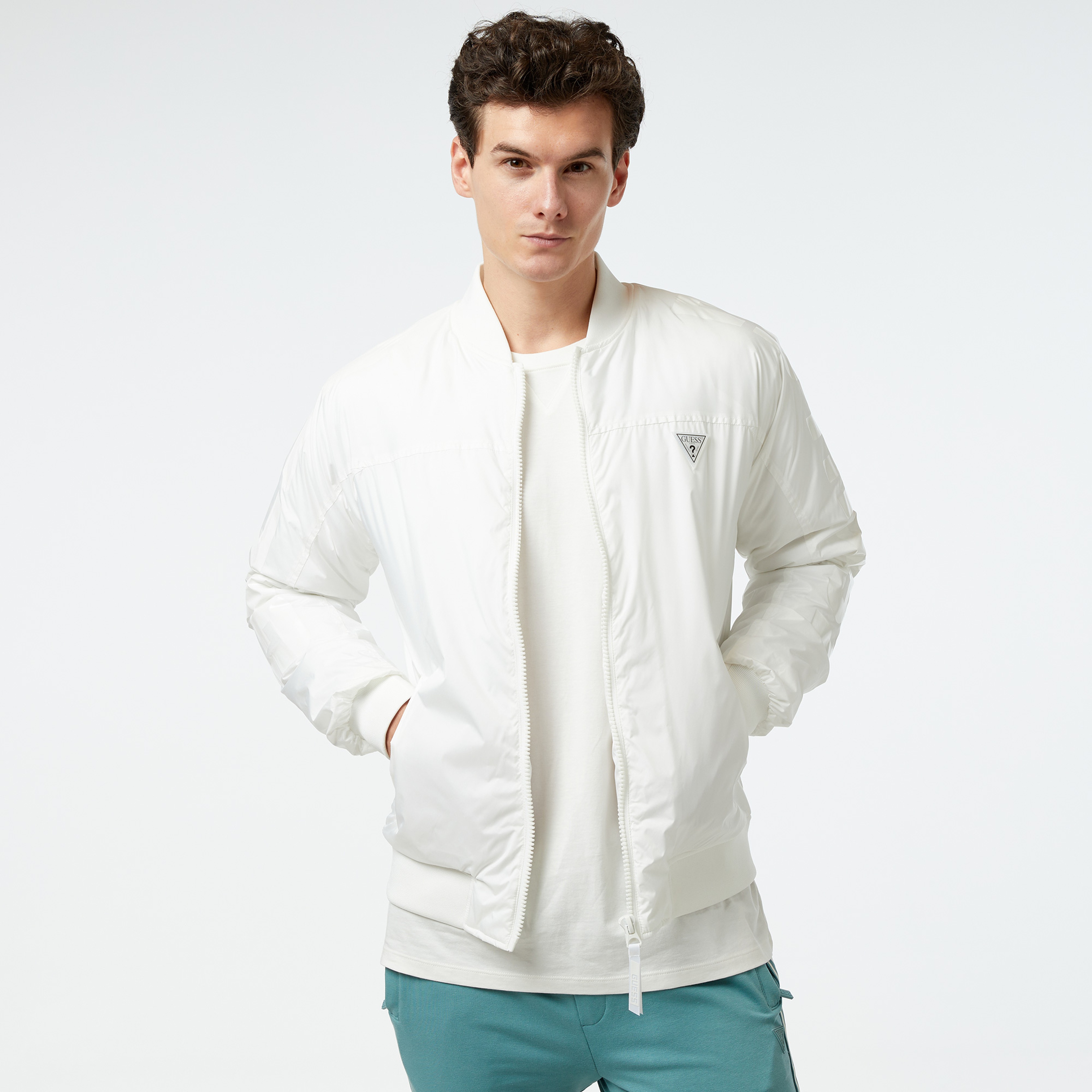 Guess Erkek Beyaz Mont