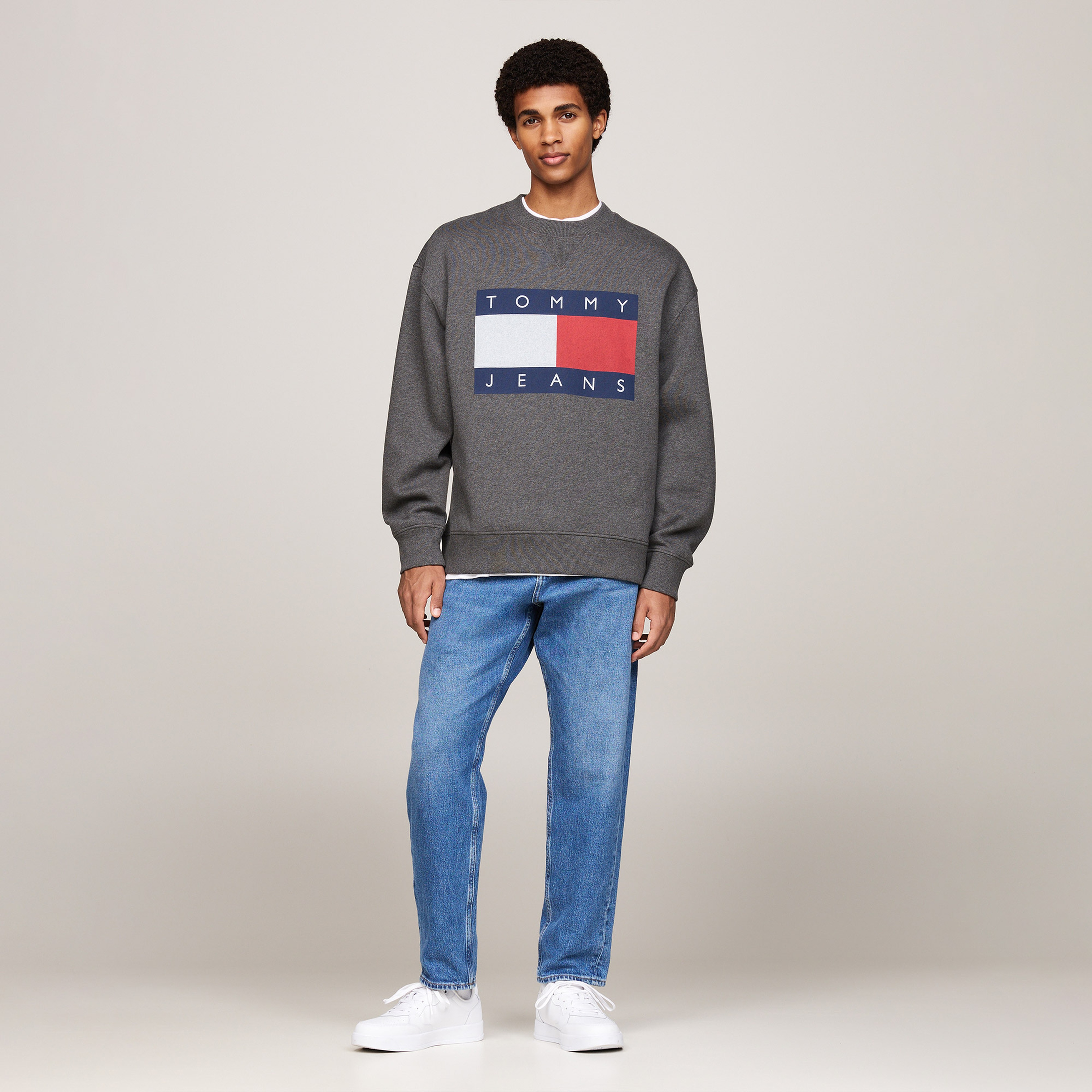 Tommy Jeans Erkek Gri Sweatshirt