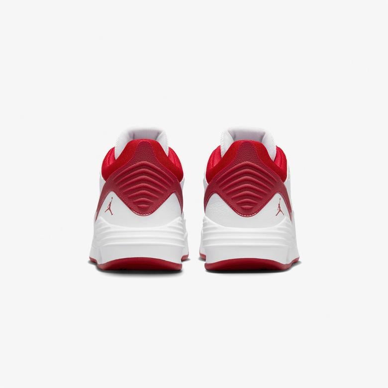 Jordan Max Aura 5 Erkek Beyaz Sneaker