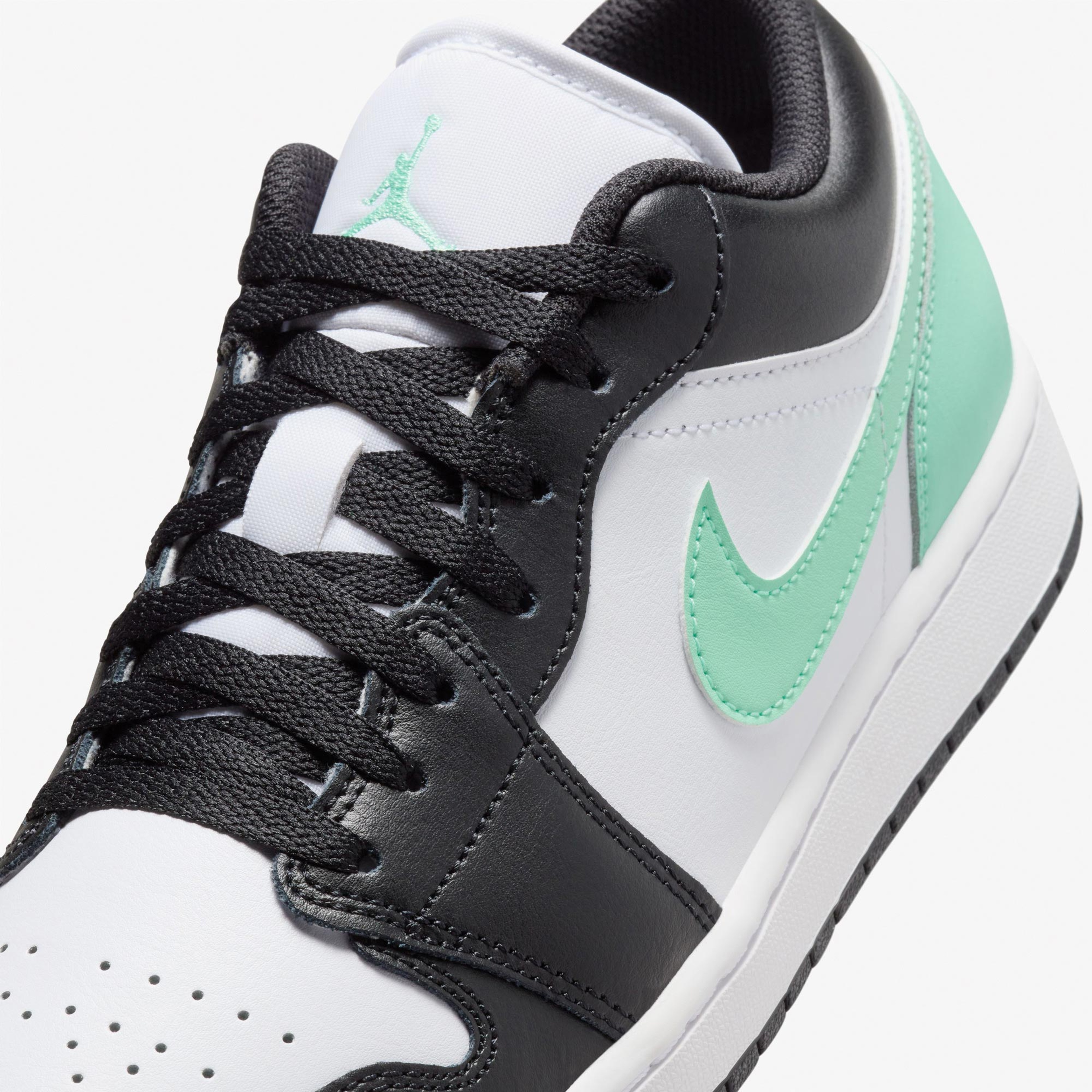 Jordan Air Jordan 1 Low Erkek Beyaz Sneaker