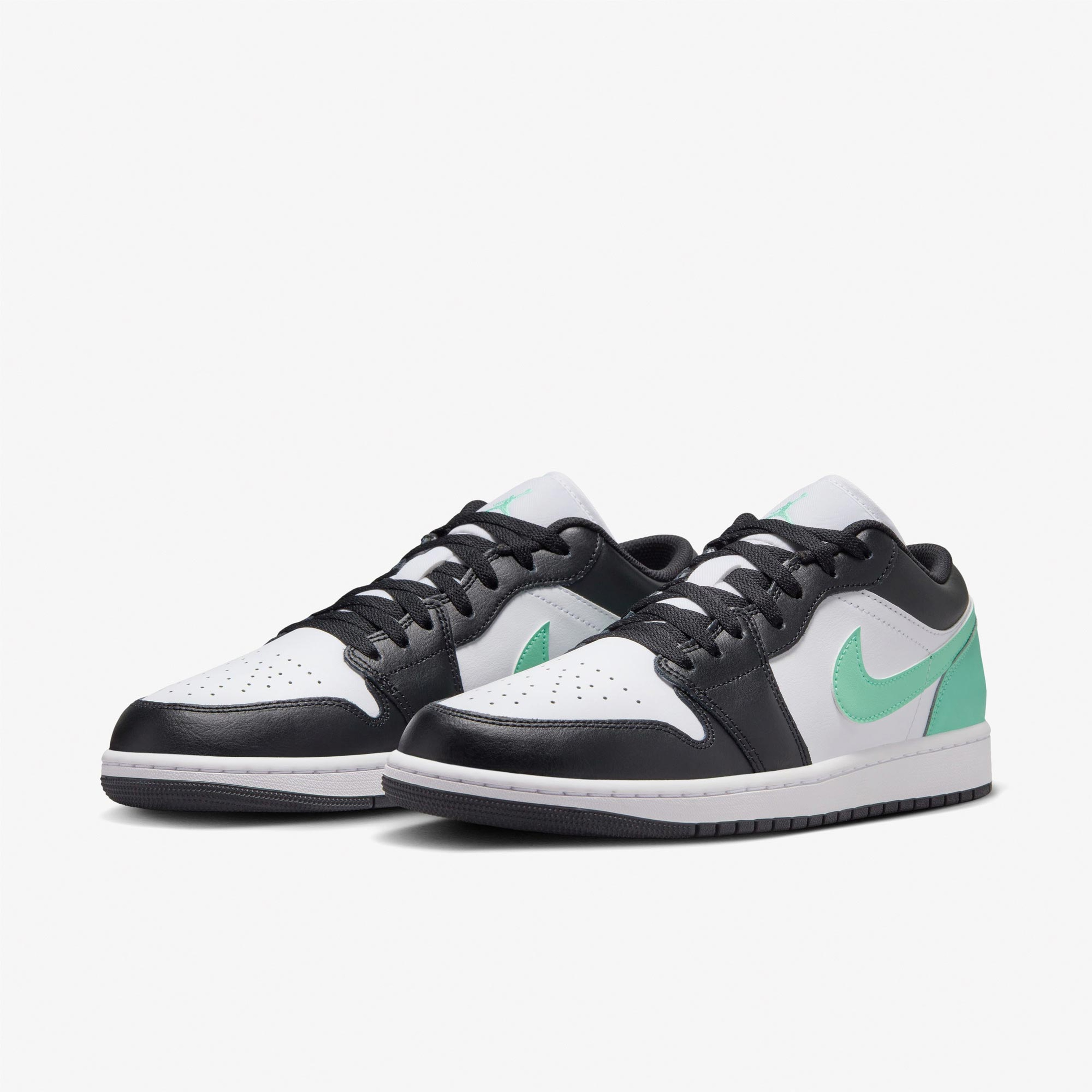 Jordan Air Jordan 1 Low Erkek Beyaz Sneaker