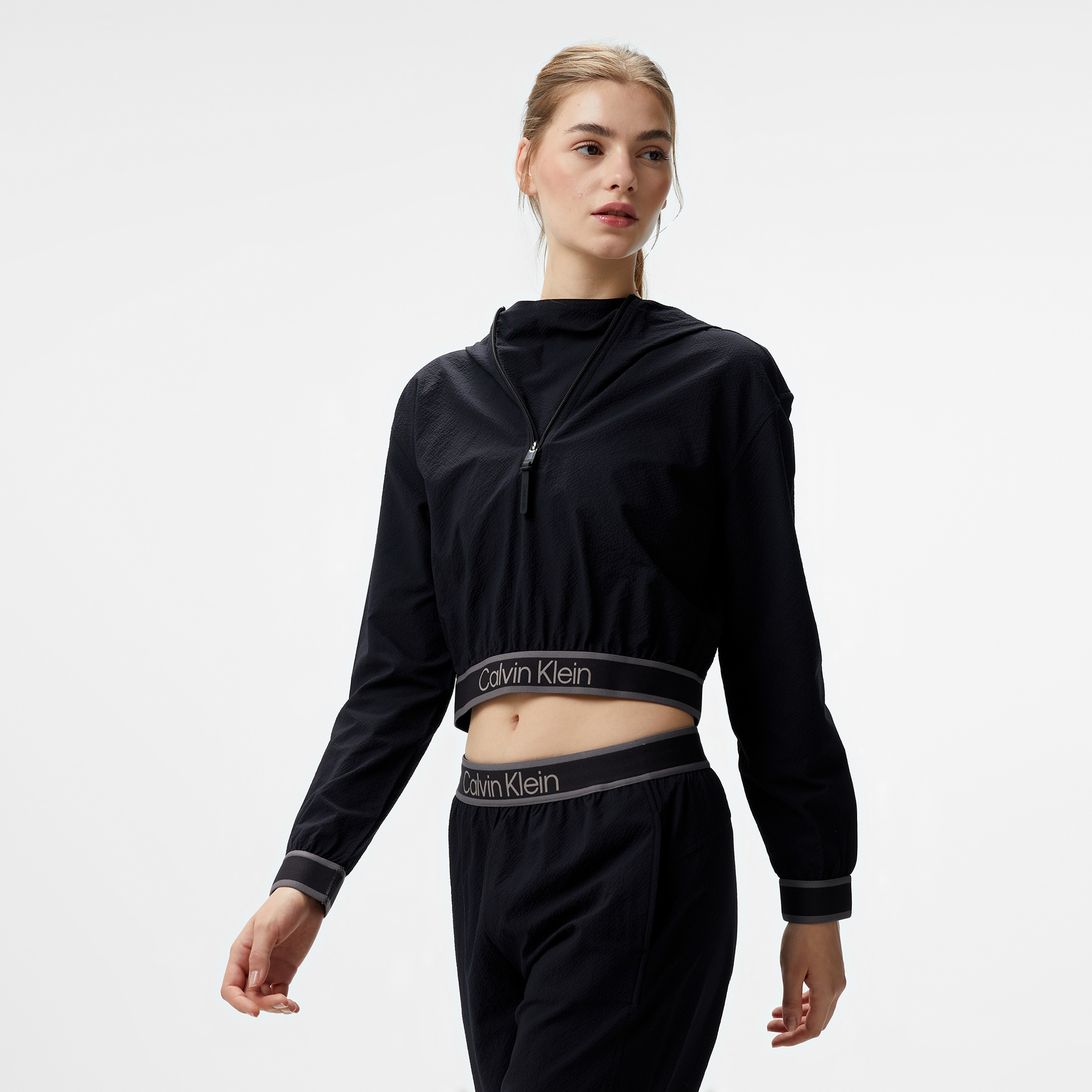 Calvin Klein Kadın Siyah Mont