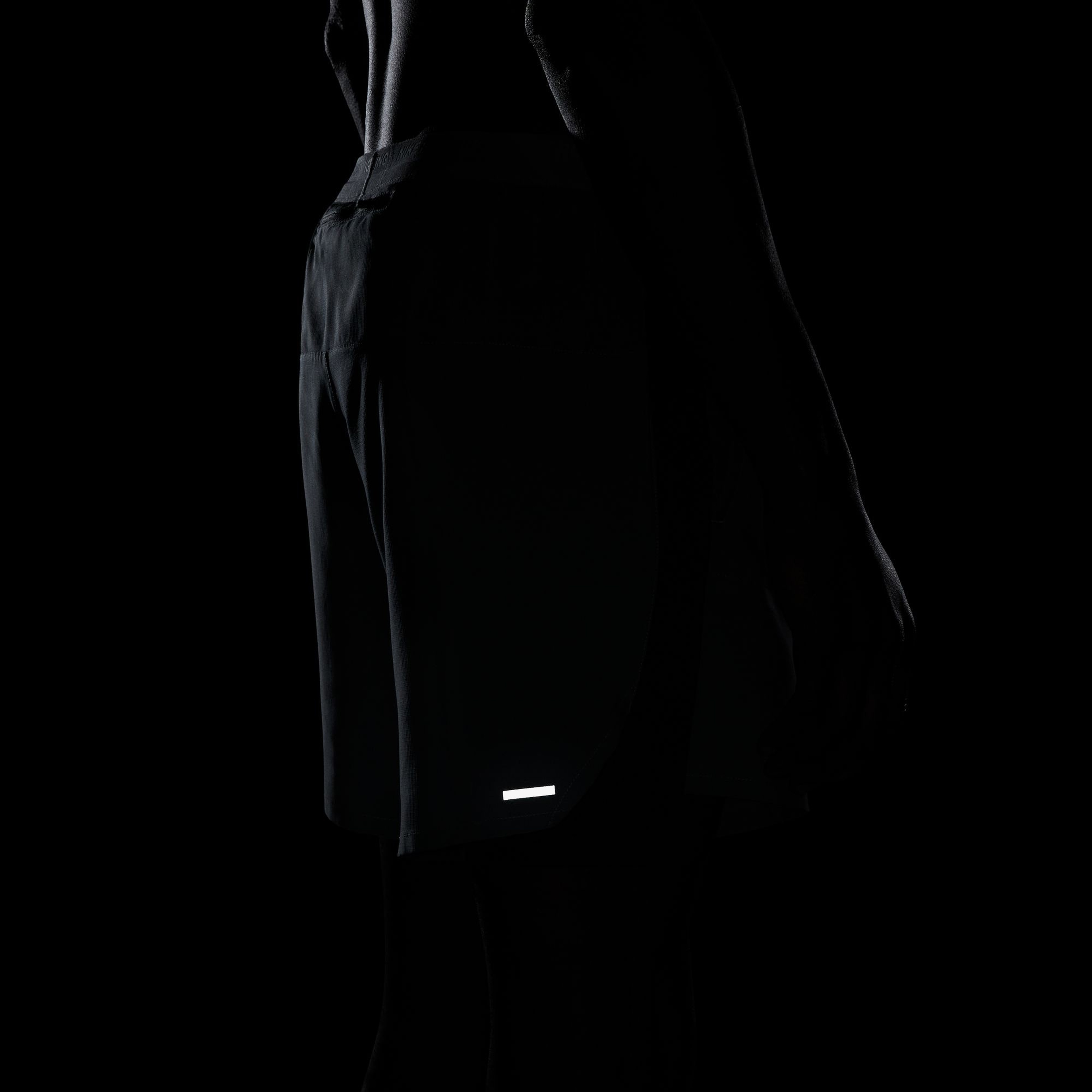 Nike Dri-FIT Stride 13 cm Hybrid Erkek Gri Şort