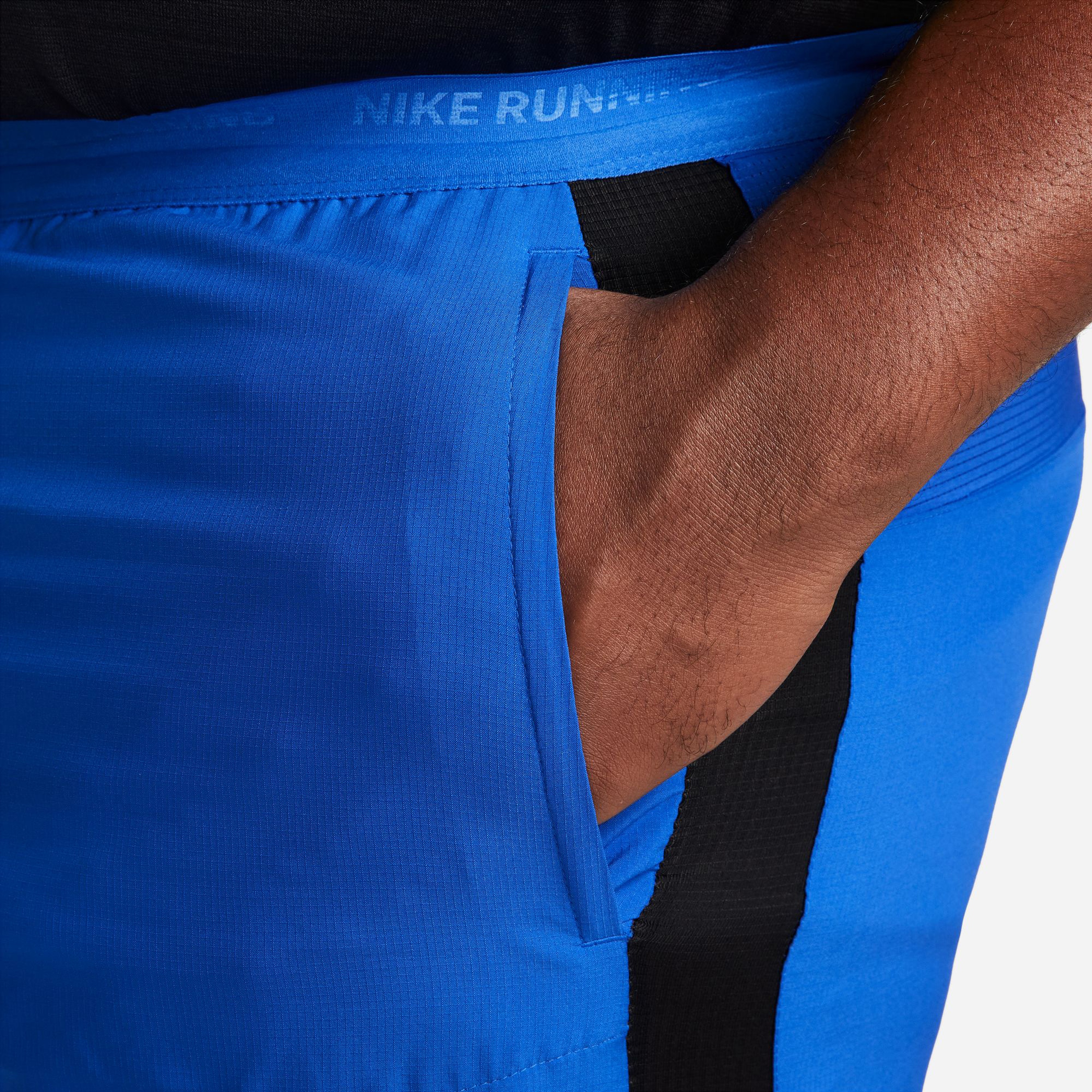 Nike Dri-Fit Stride 13cm Hybrid Erkek Mavi Şort