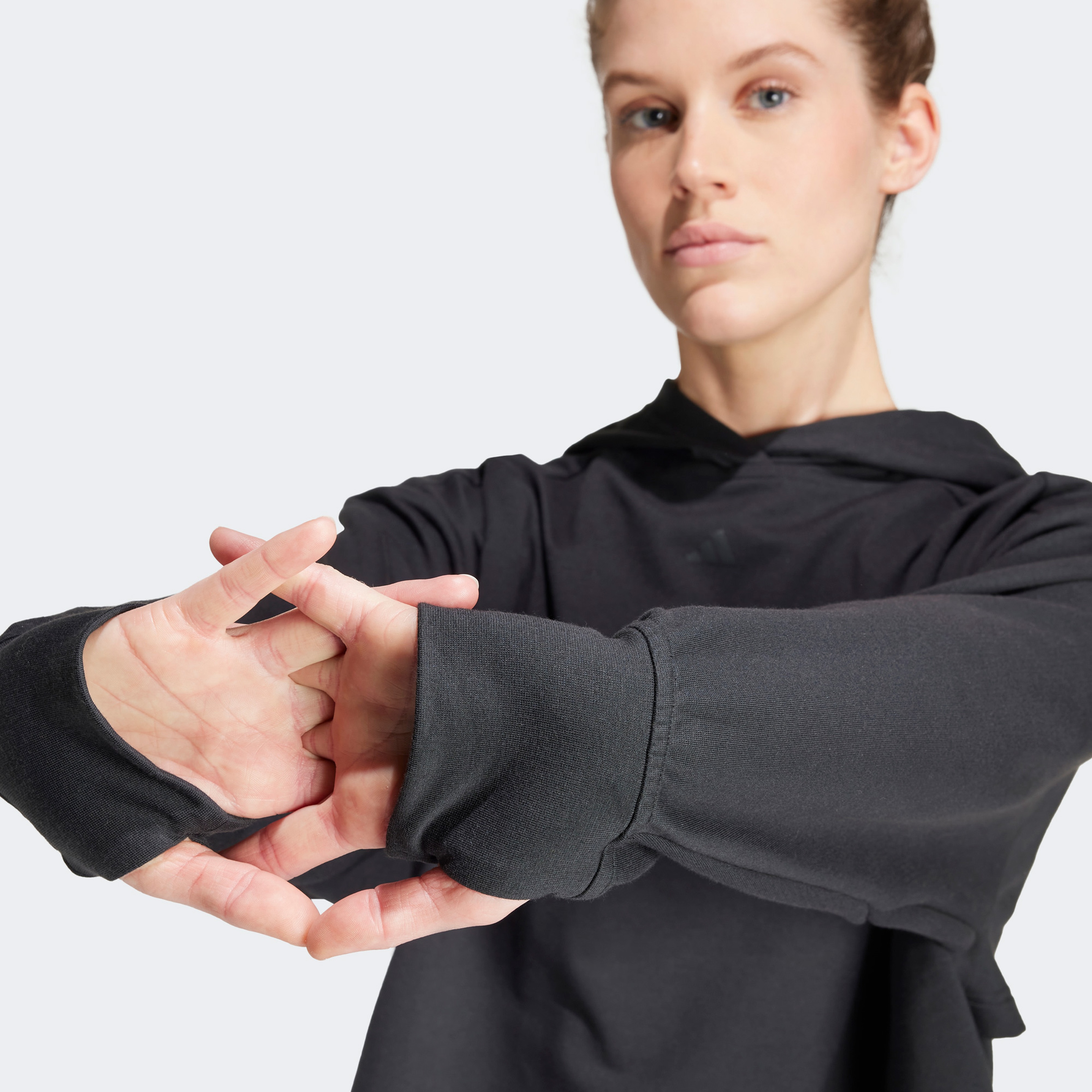 adidas Power Kadın Siyah Sweatshirt